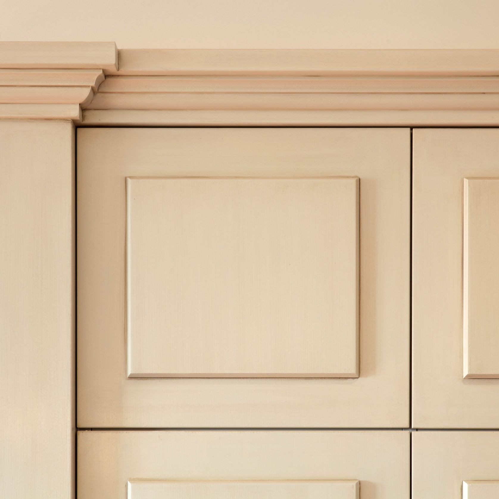 Traditional Kitchens gallery detail image