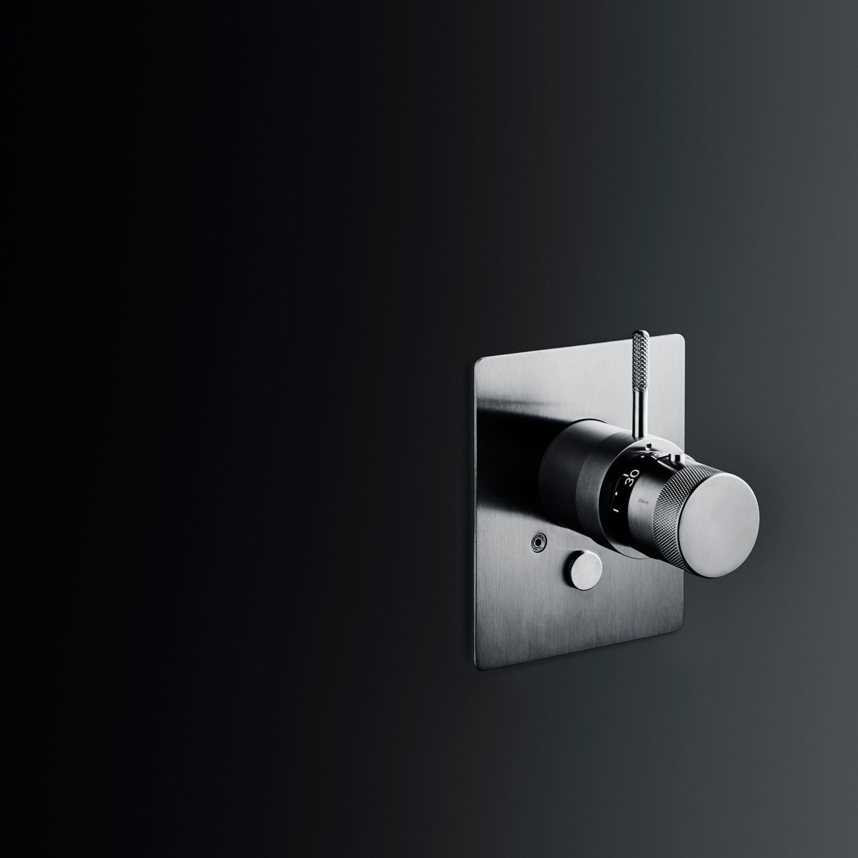 Minimal Thermostatic Bath/Shower Mixer Tap gallery detail image