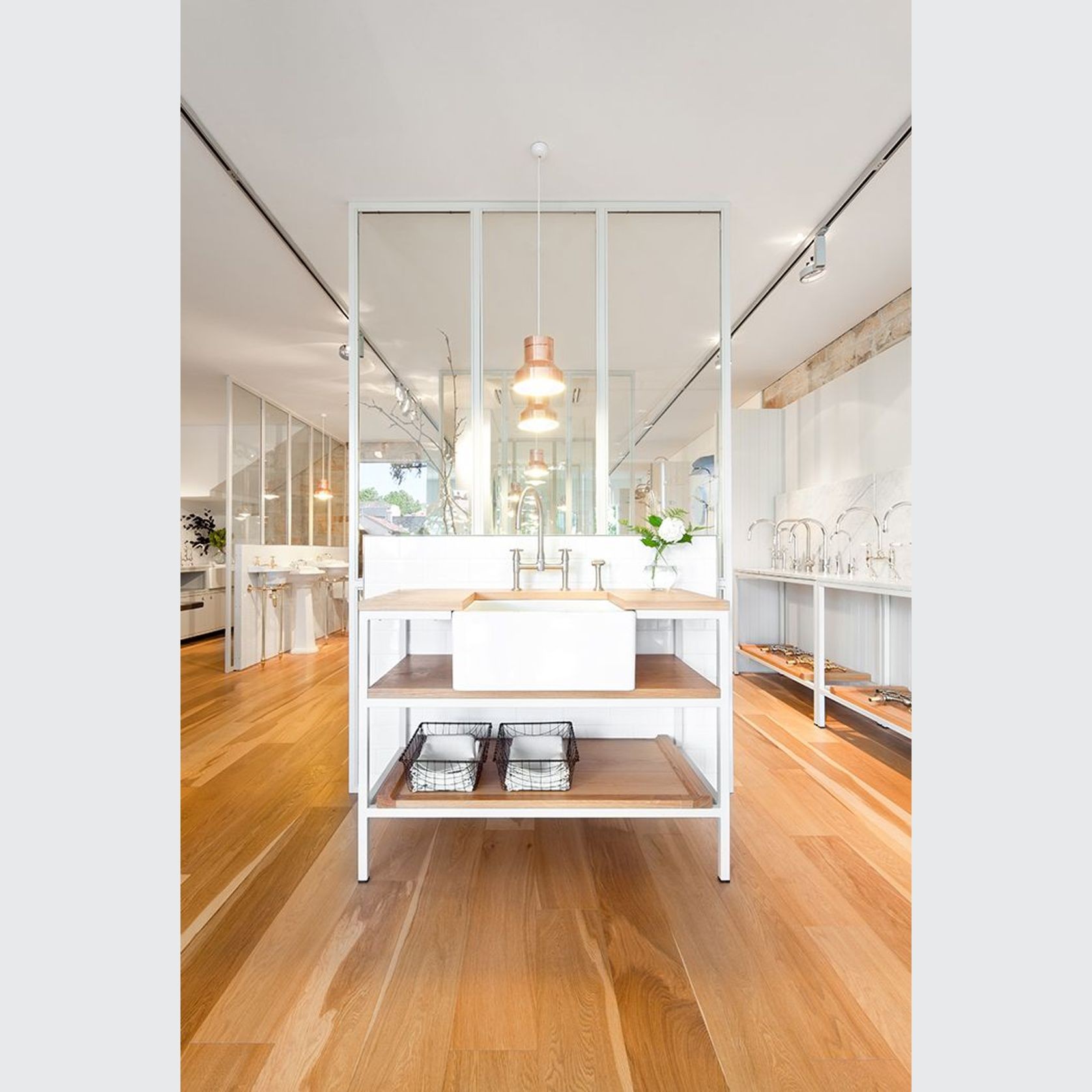 Perrin & Rowe Io kitchen tap with spray rinse gallery detail image