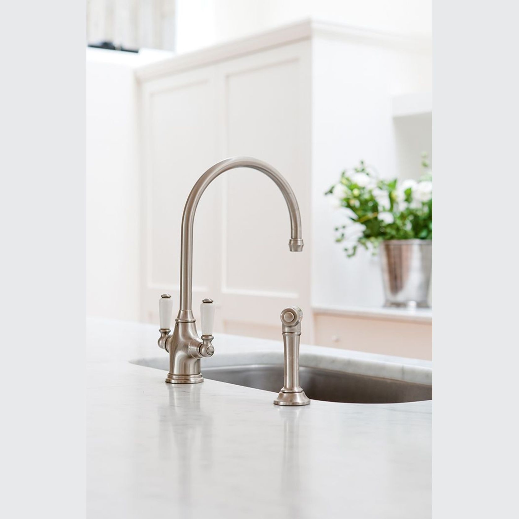 Perrin & Rowe Phoenician kitchen tap gallery detail image