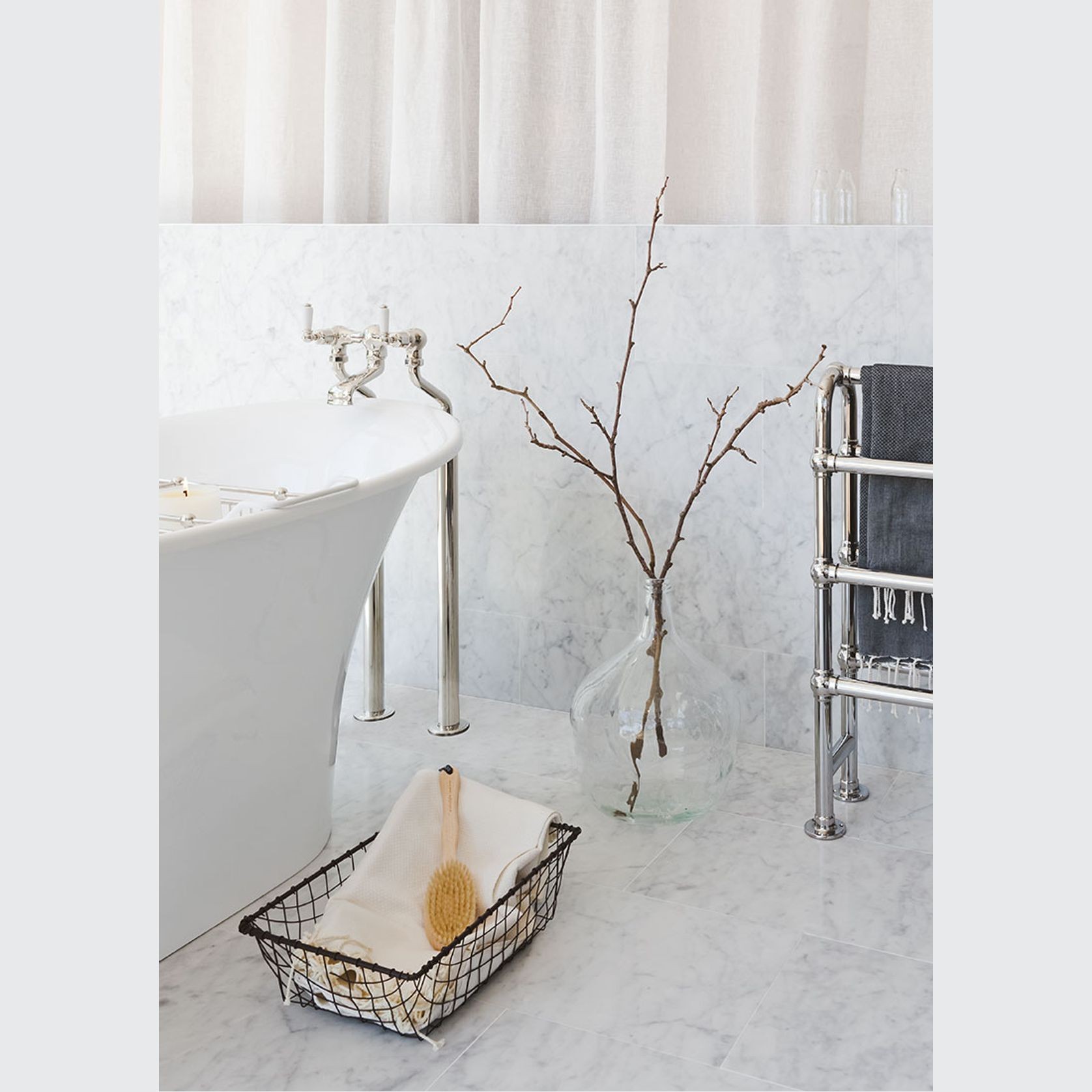 Perrin & Rowe Classical Bath Filler With Levers gallery detail image