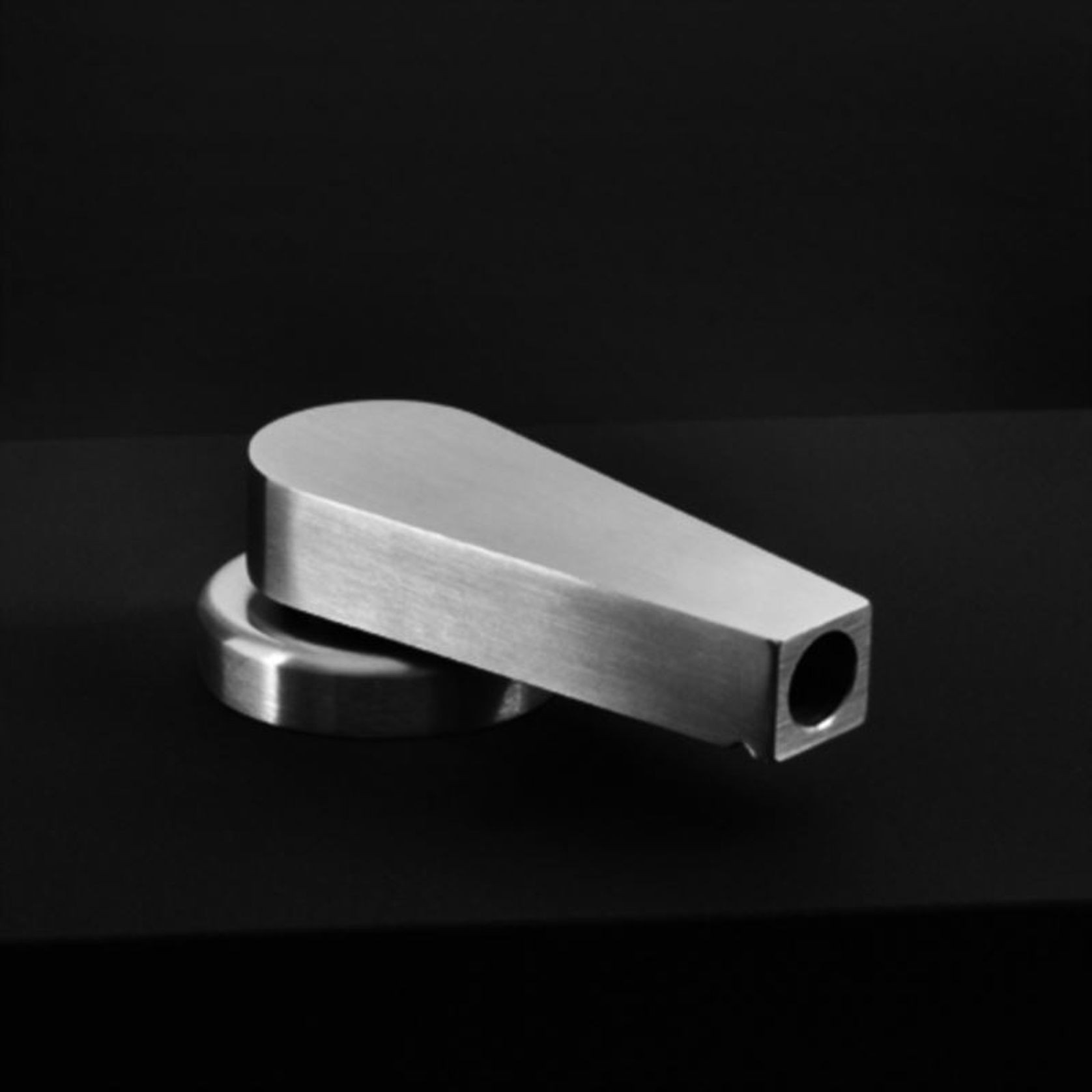 W1 Pull-out Spray by Boffi gallery detail image