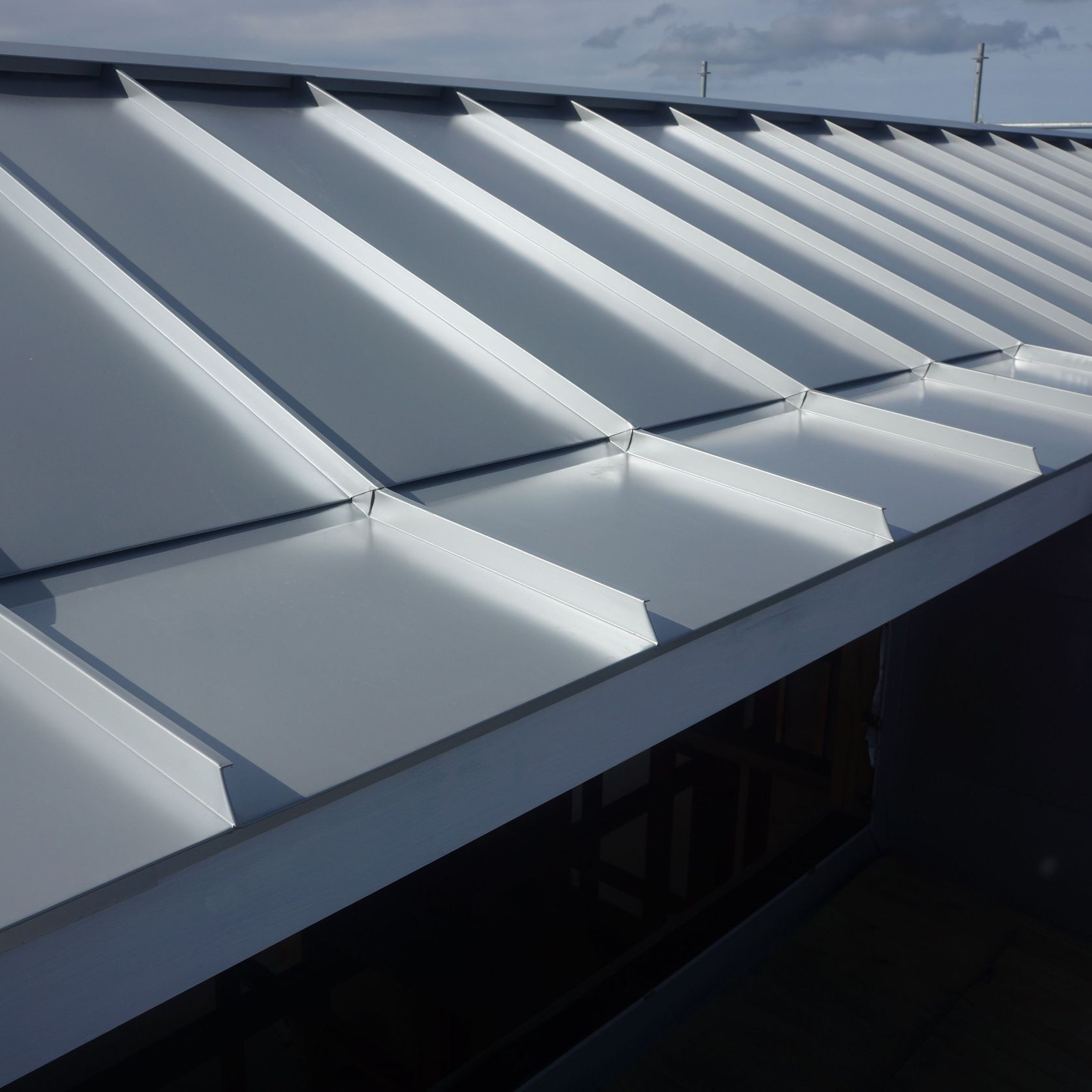 Smart Tray Standing Seam Roofing gallery detail image