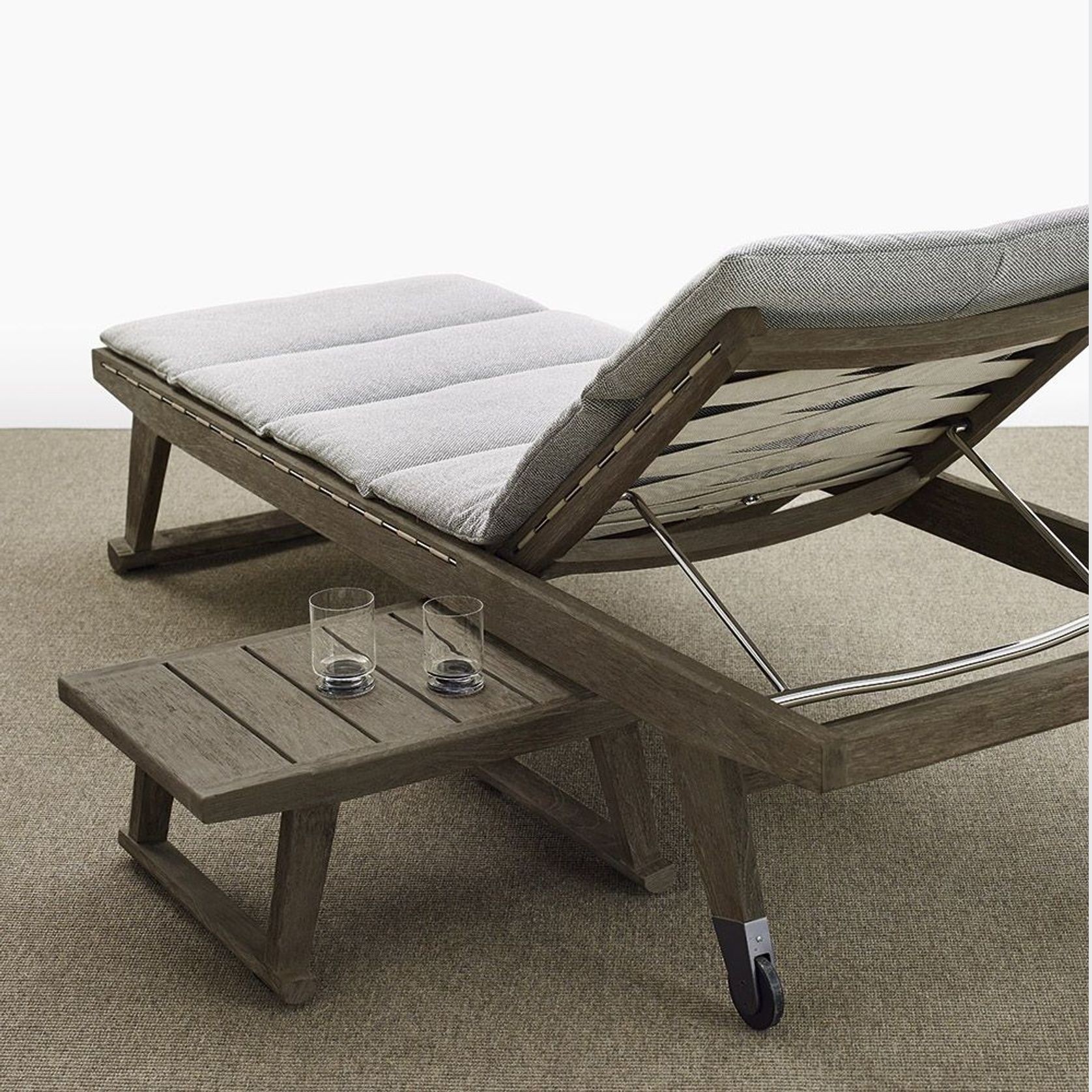 Gio Outdoor Chaise Longue by  B&B Italia gallery detail image