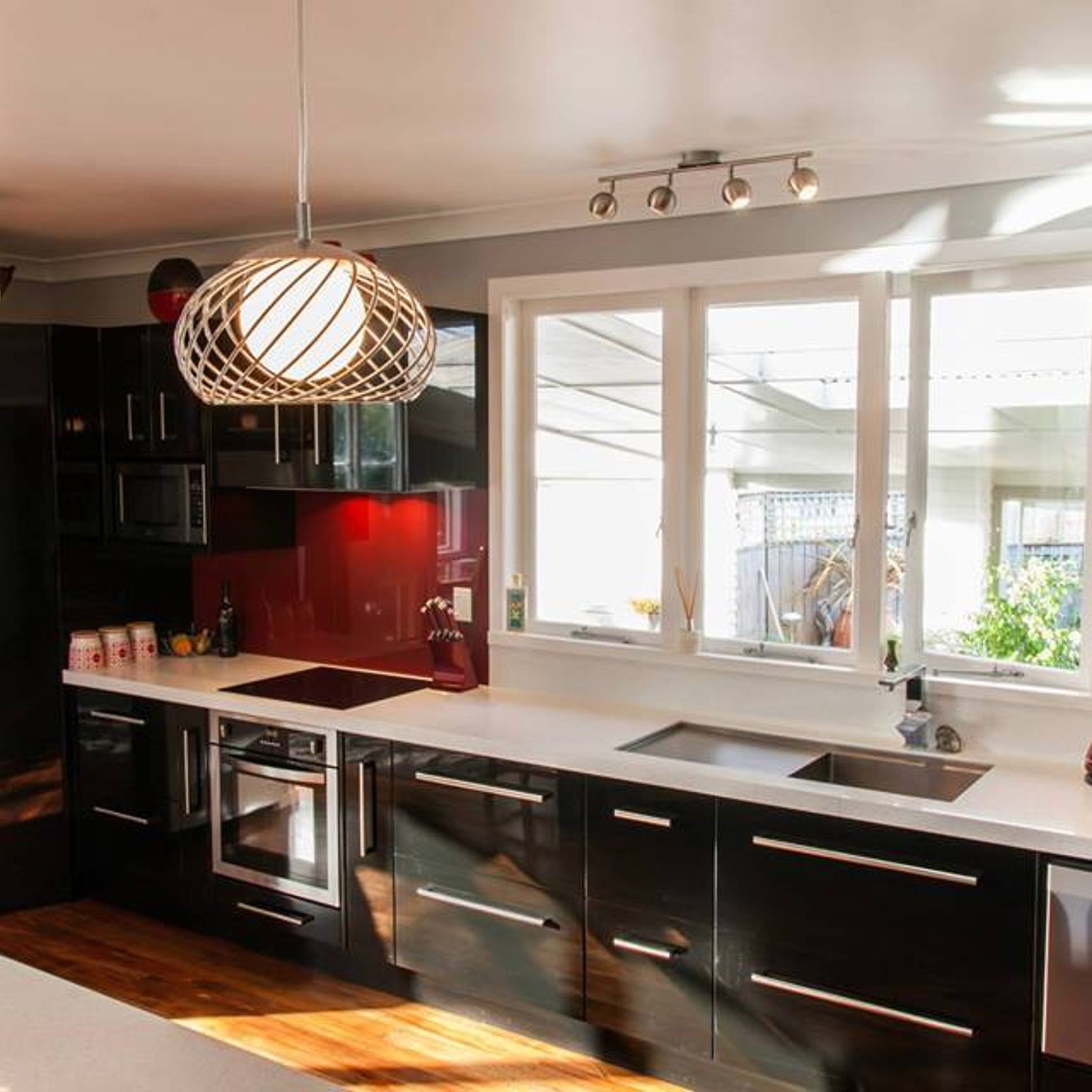 Boron Right Sink IK73711R gallery detail image