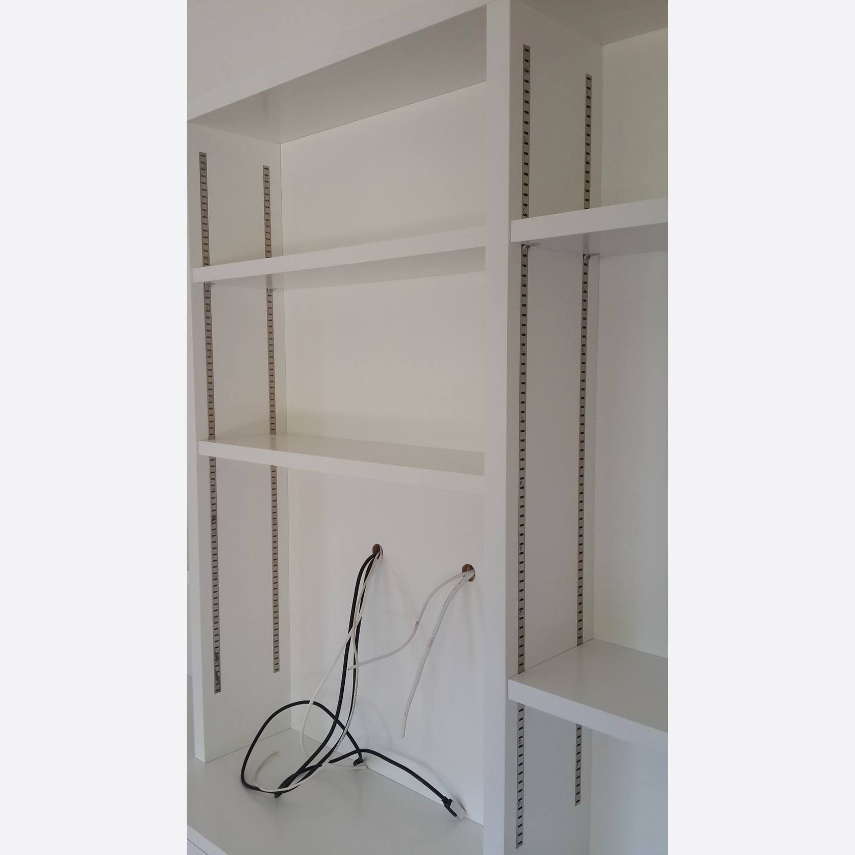 Custom Bookcases gallery detail image