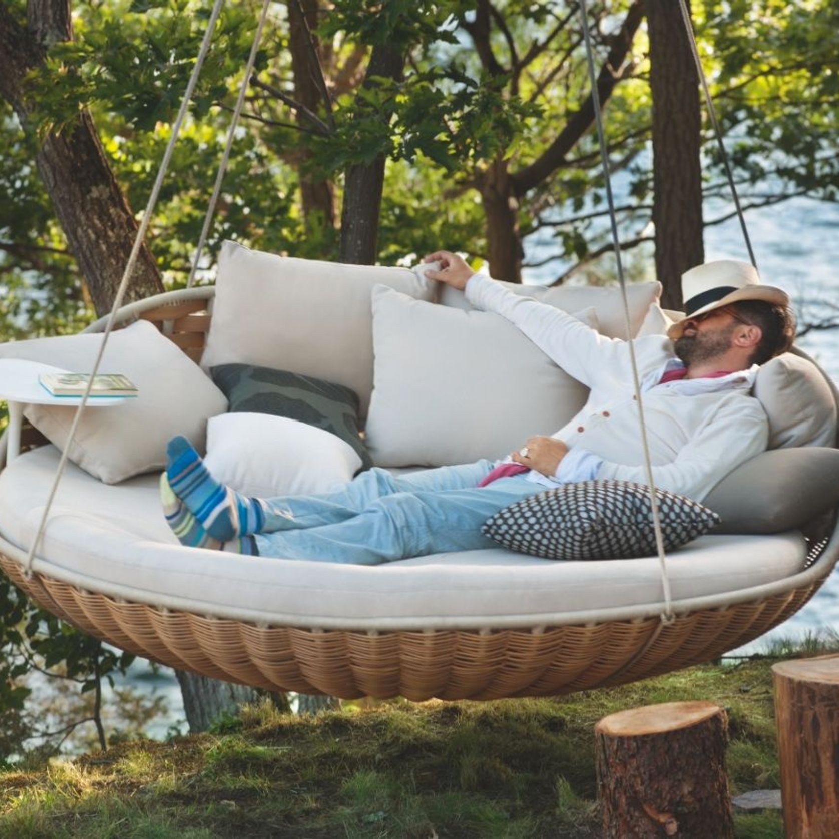 Swingrest Outdoor Hanging Lounger by Dedon gallery detail image