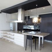 Fremont Island Rangehood by Qasair gallery detail image