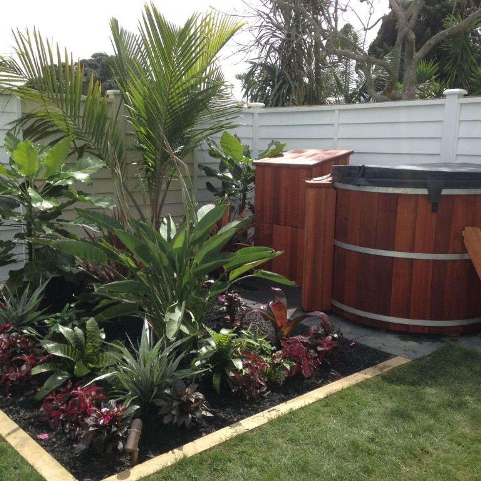 4 Foot Cedar Hot Tub ArchiPro NZ