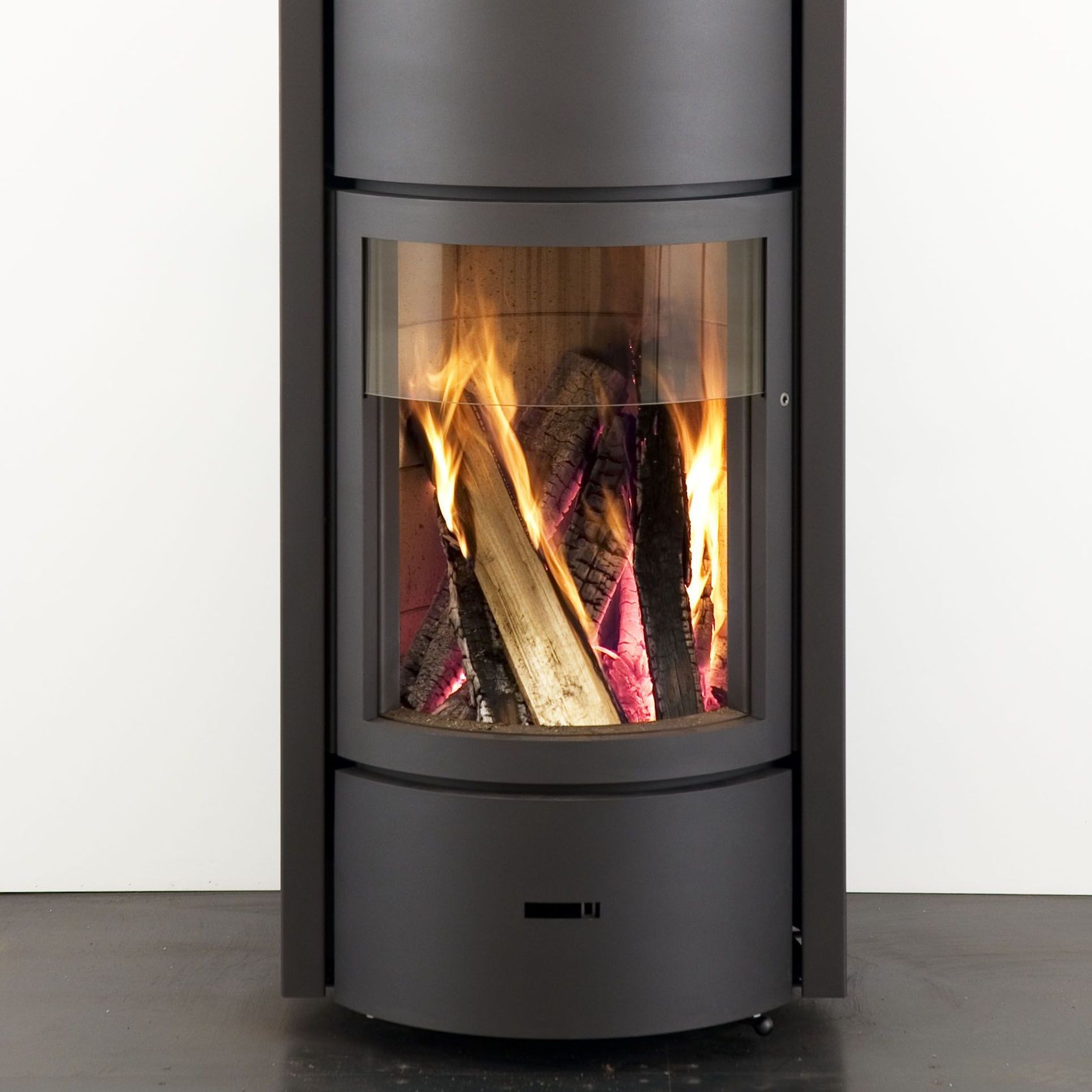 Stûv 30 Freestanding 3 in 1 Wood Fireplace gallery detail image
