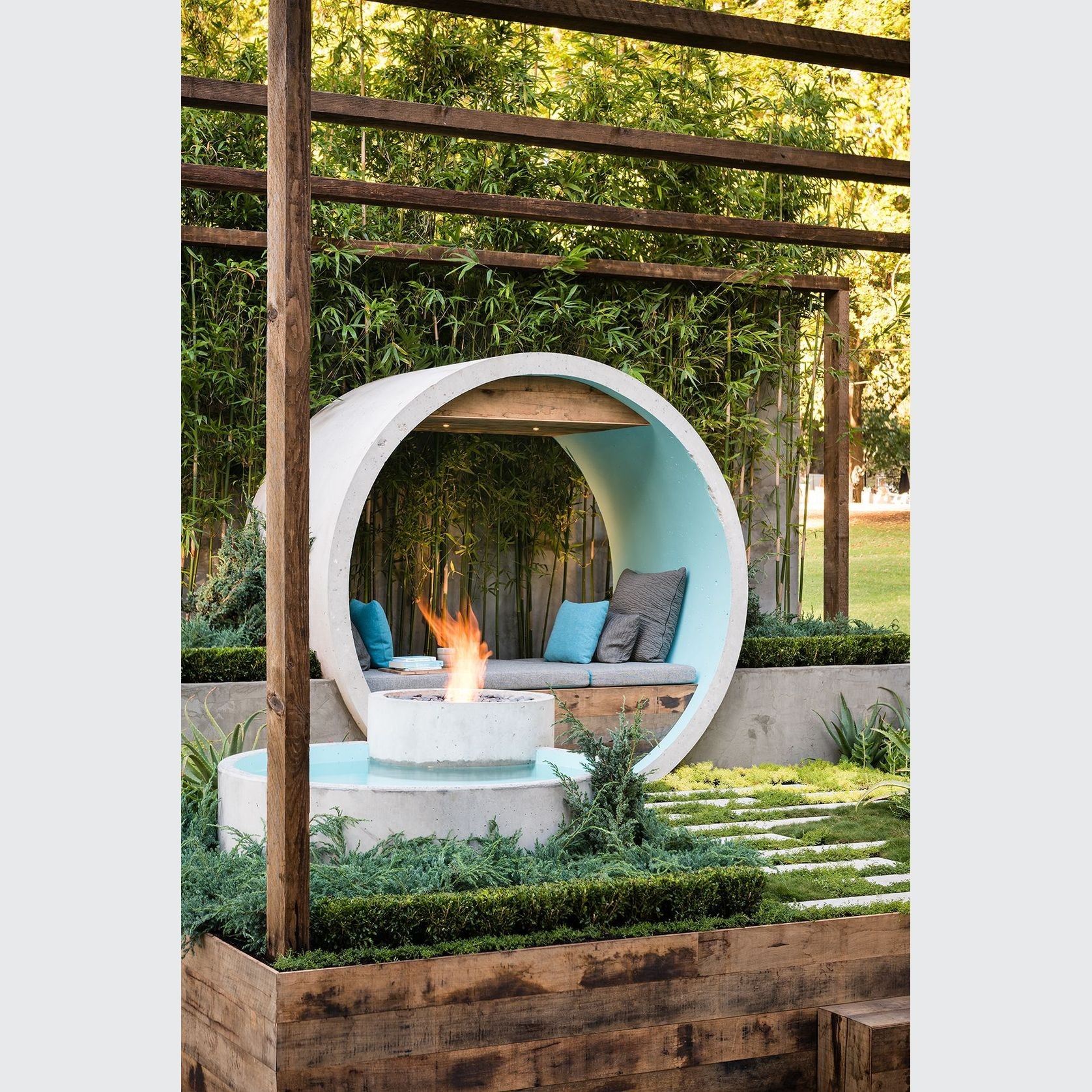 EcoSmart AB8 Ethanol Fireplace gallery detail image