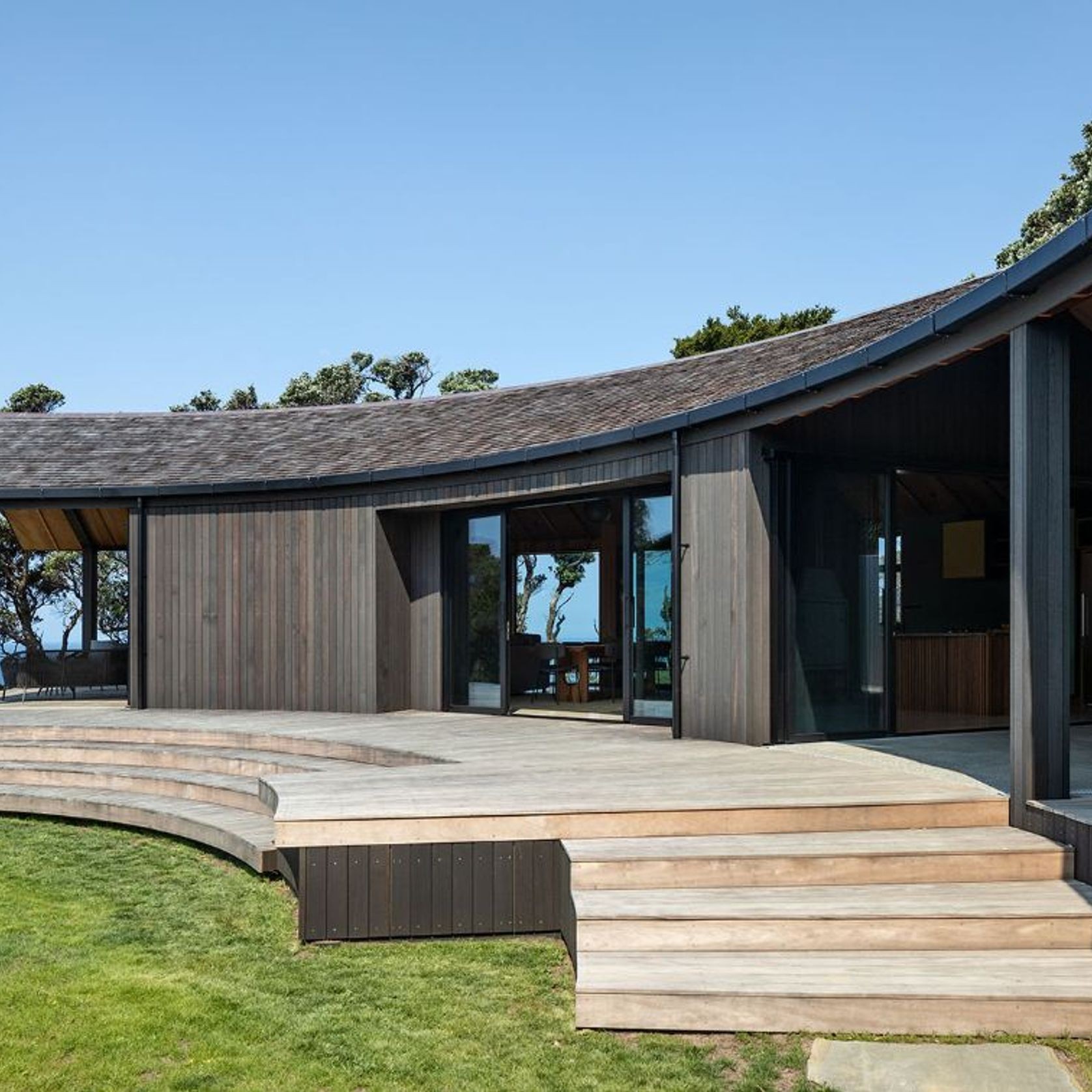 Vertical Shiplap Cedar Weatherboards gallery detail image