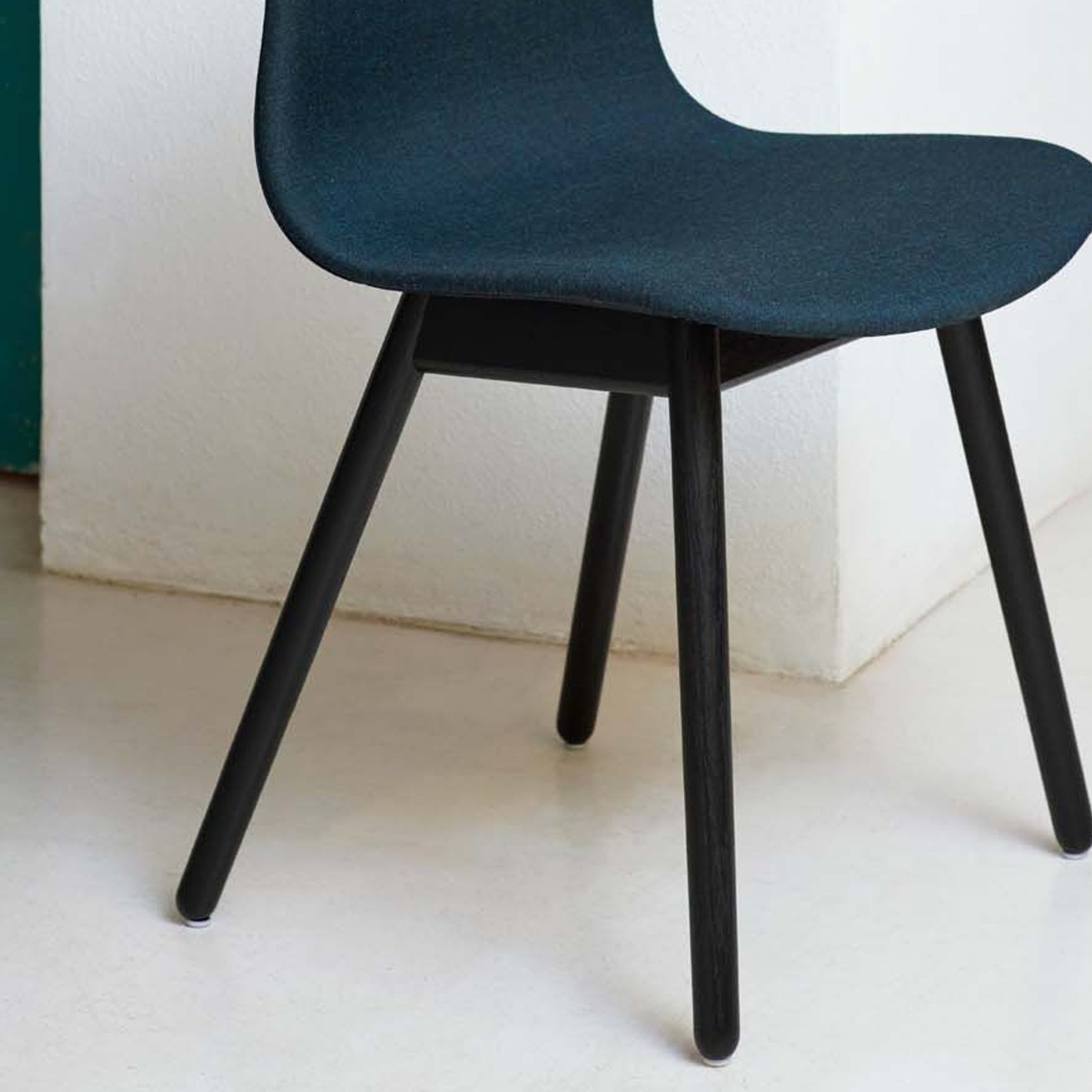 About A Chair AAC12 / AAC13 by HAY gallery detail image