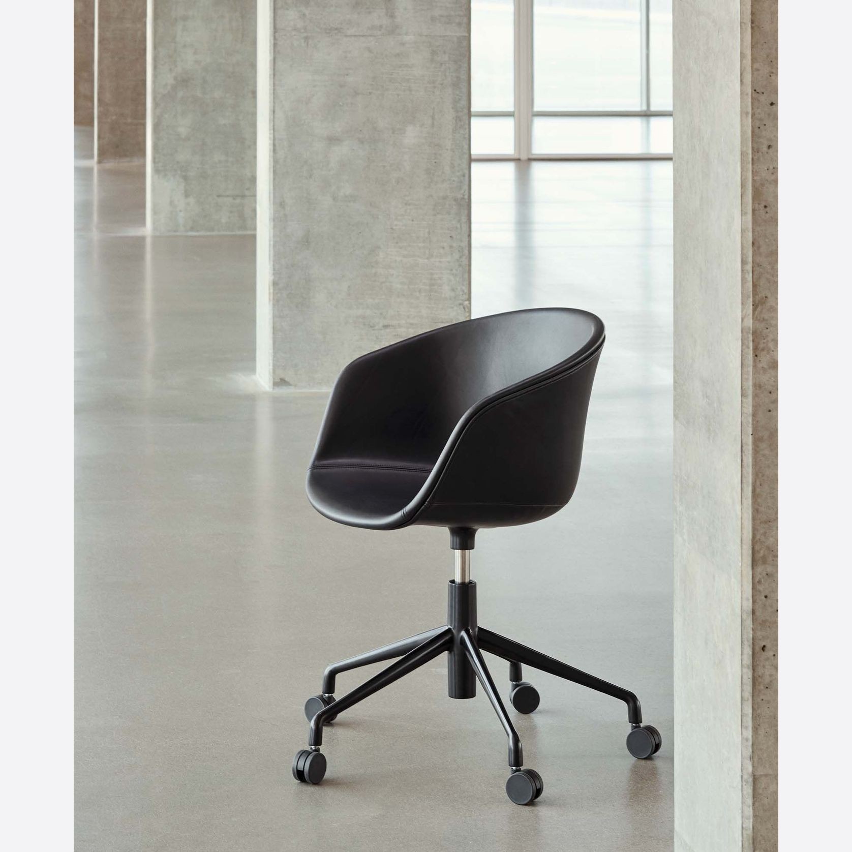 About A Chair AAC52 / AAC53 with gaslift by HAY gallery detail image