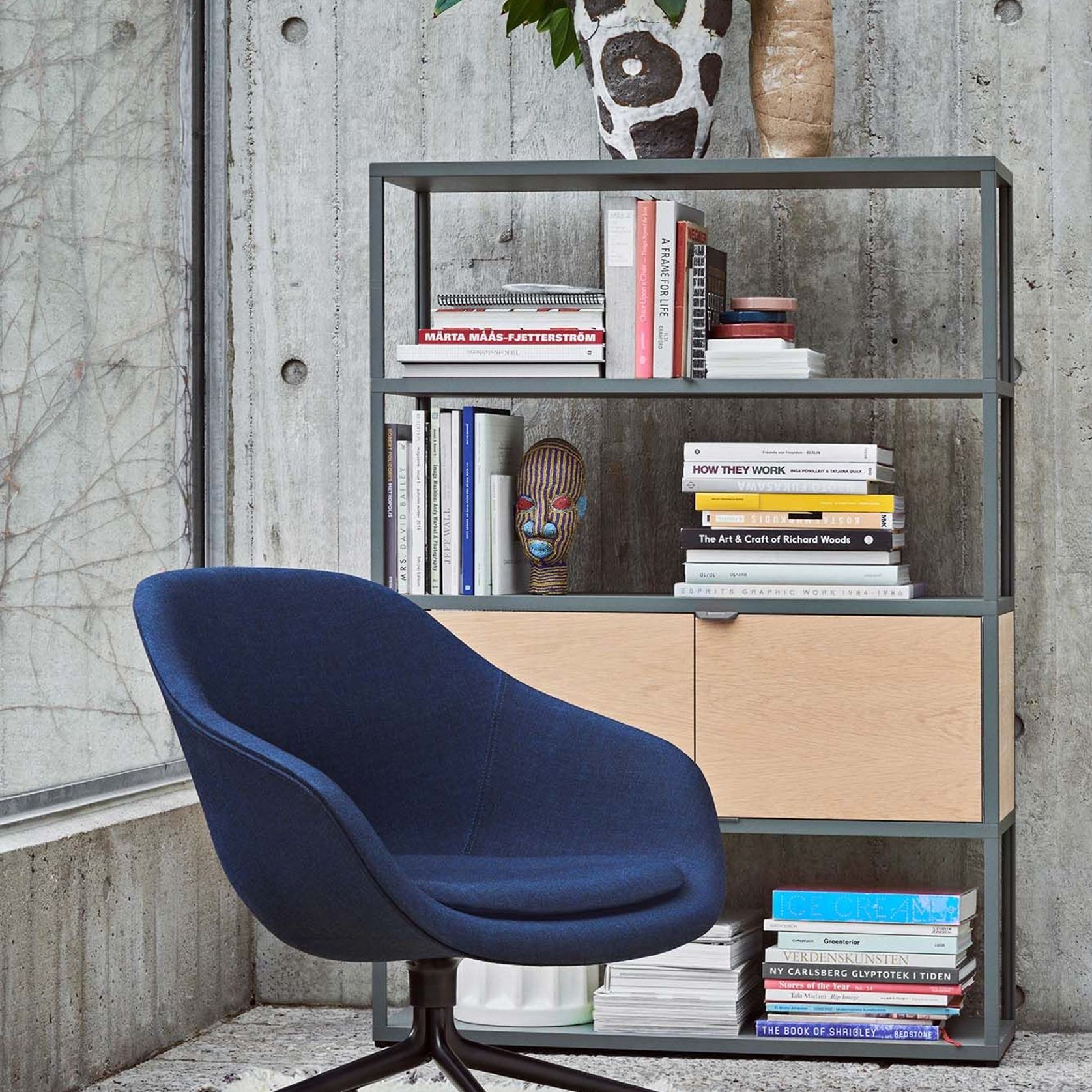 About a Lounge AAL81 by HAY gallery detail image