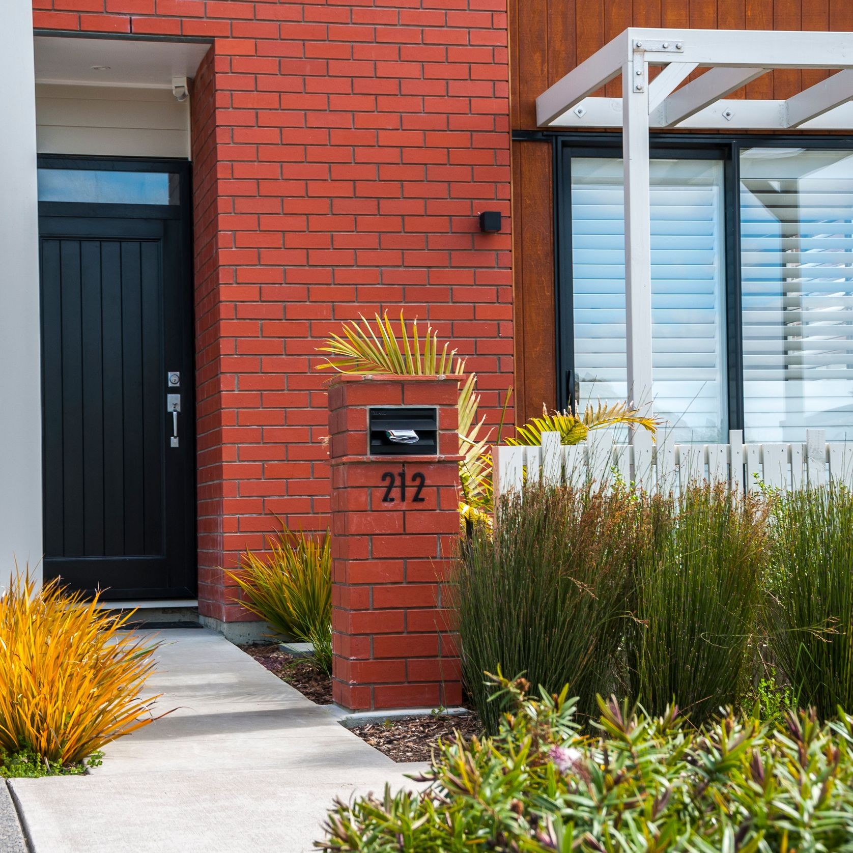 Parkwood Aluminium Entrance Doors gallery detail image