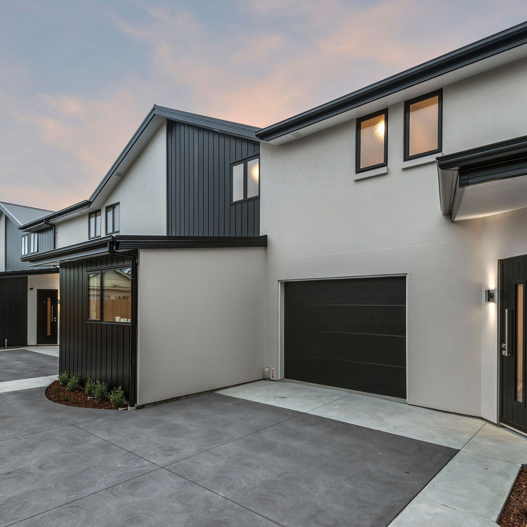 Parkwood Aluminium Entrance Doors gallery detail image