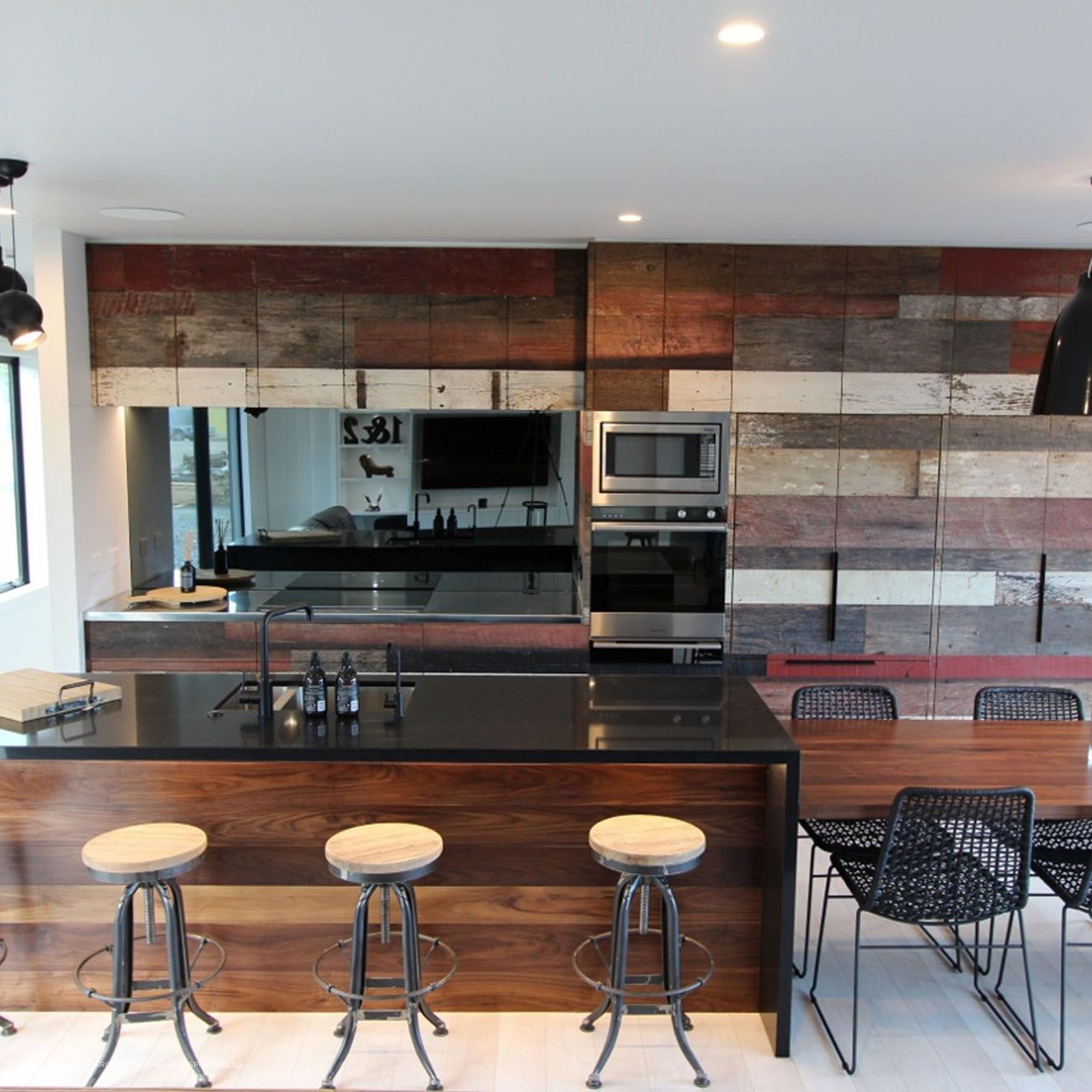 American Walnut Benchtop gallery detail image