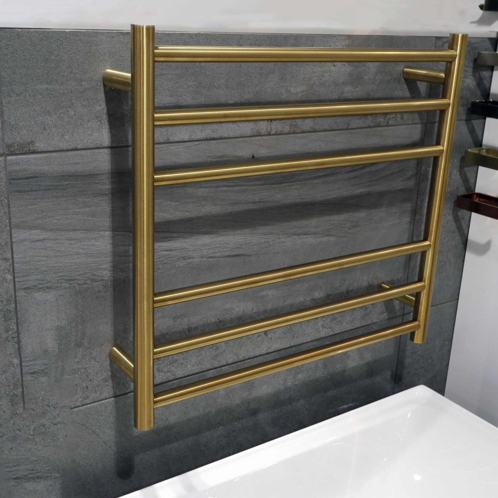 Elite Round Heated Towel Ladders gallery detail image