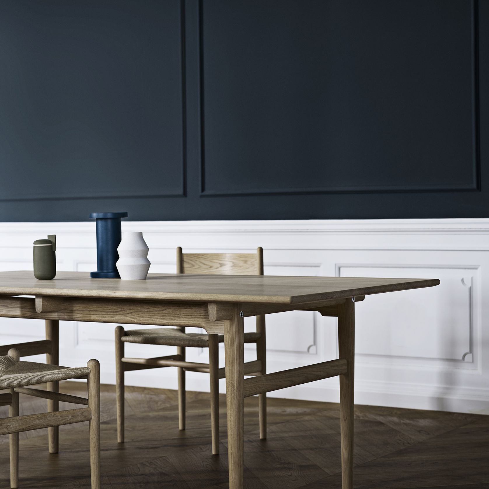 CH327 Table by Carl Hansen + Son gallery detail image