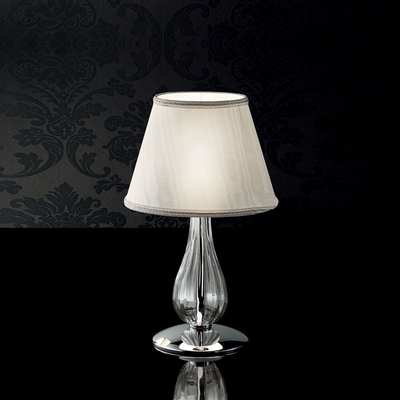 Cheope Table Lamp by Leucos gallery detail image