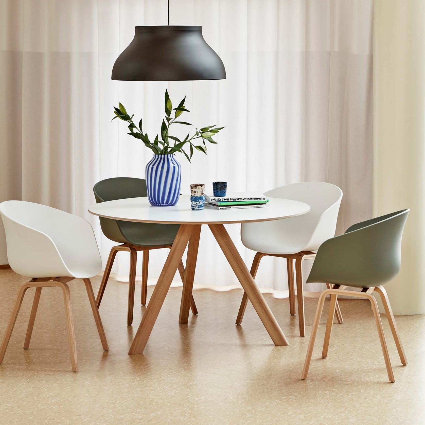 Copenhague Round Table CPH20 by HAY gallery detail image