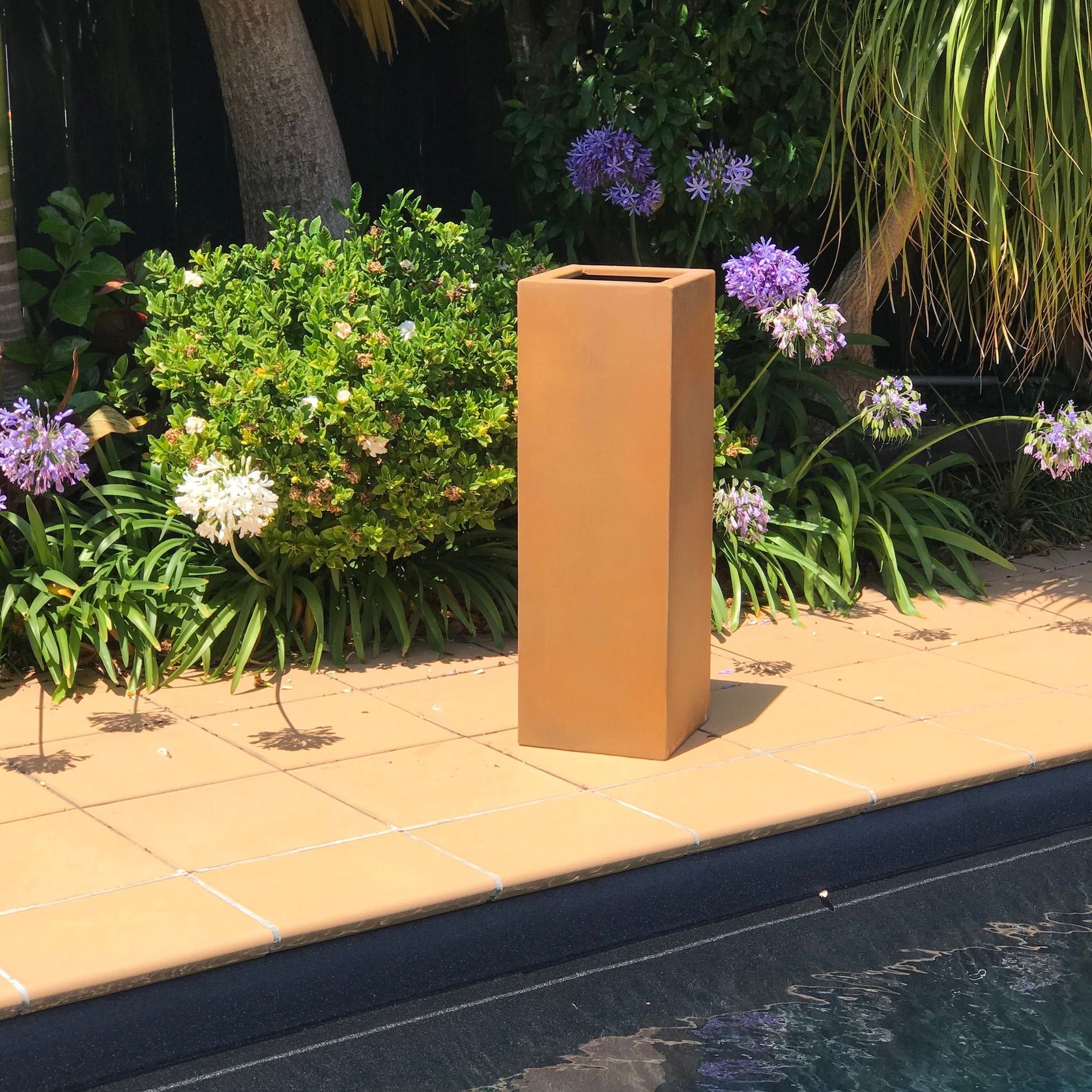 Corten Column 900 Planter gallery detail image