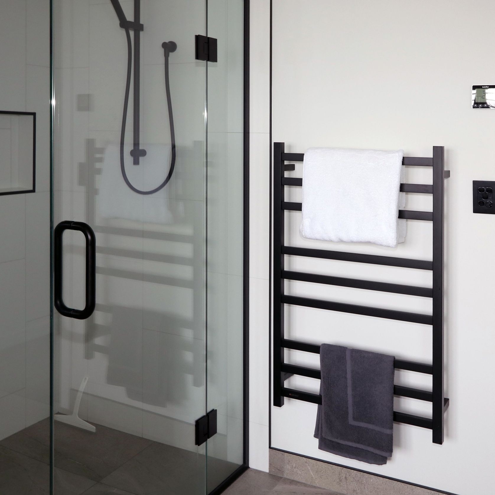 Elite Square Heated Towel ladders gallery detail image