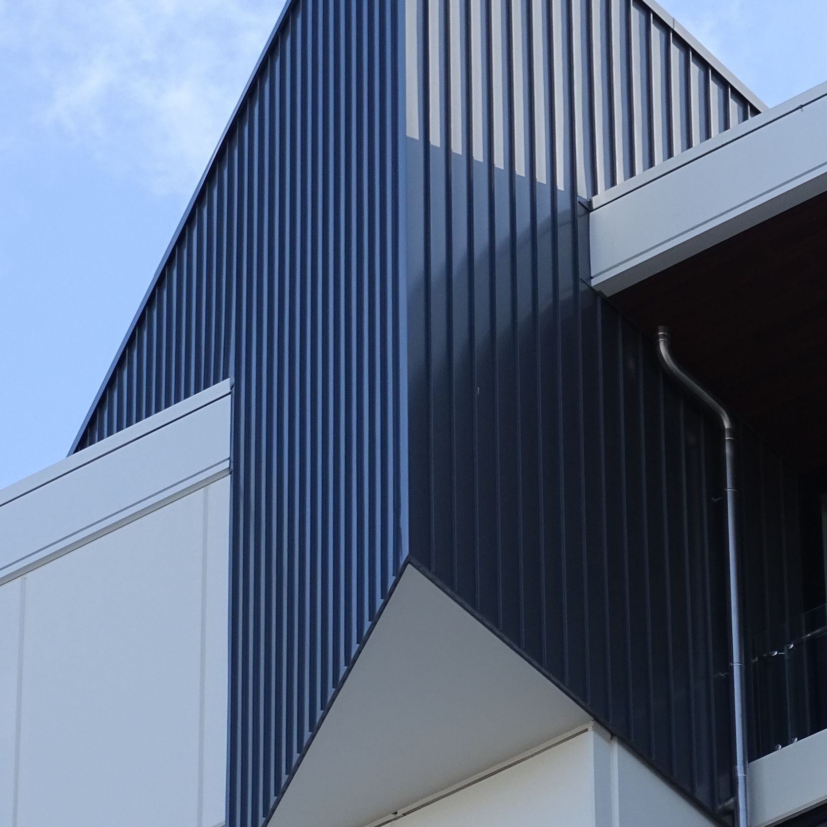 DARK GREY METALLIC Premium Pre-Coated Aluminium gallery detail image