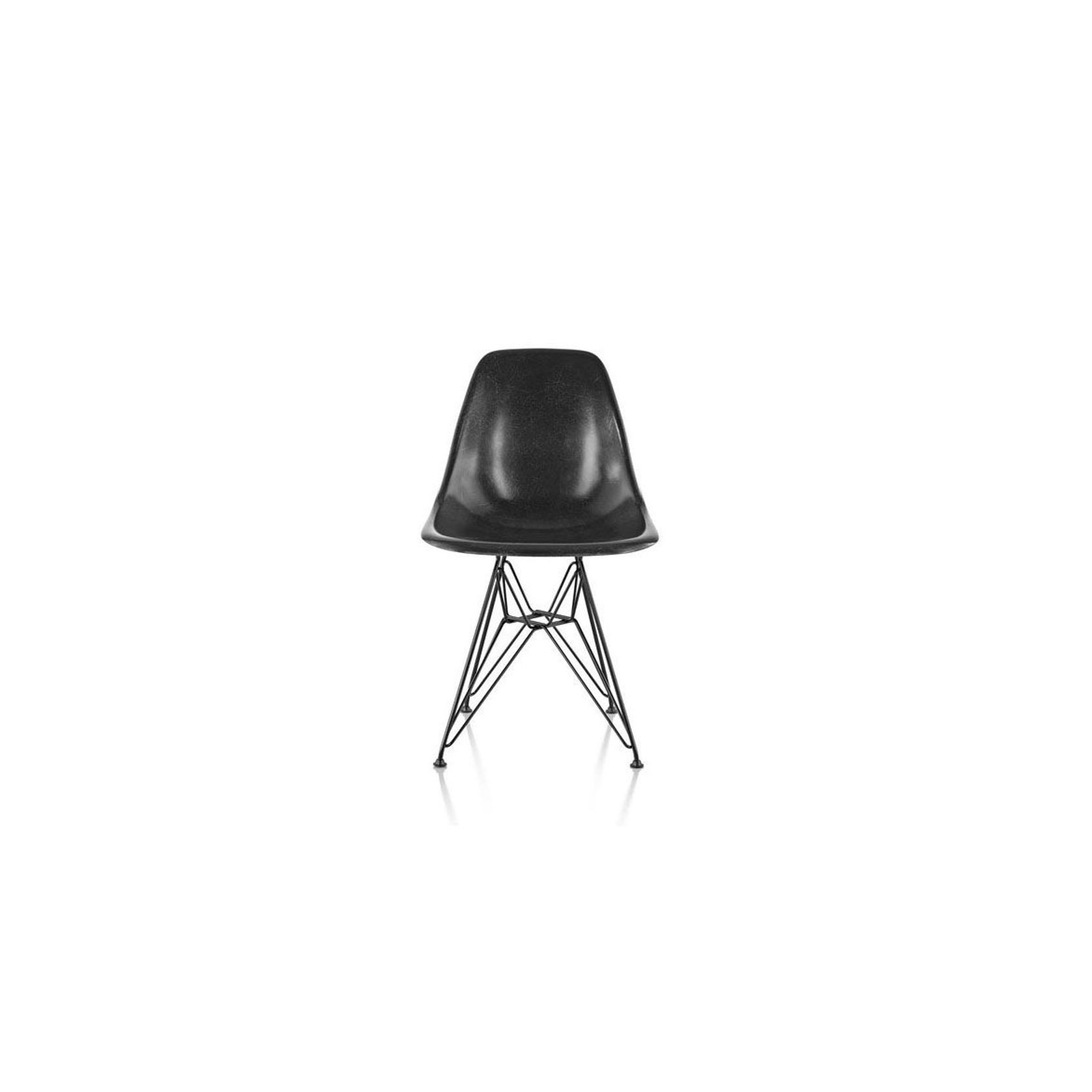 Eames Moulded Fibreglass Side Chair by Herman Miller gallery detail image