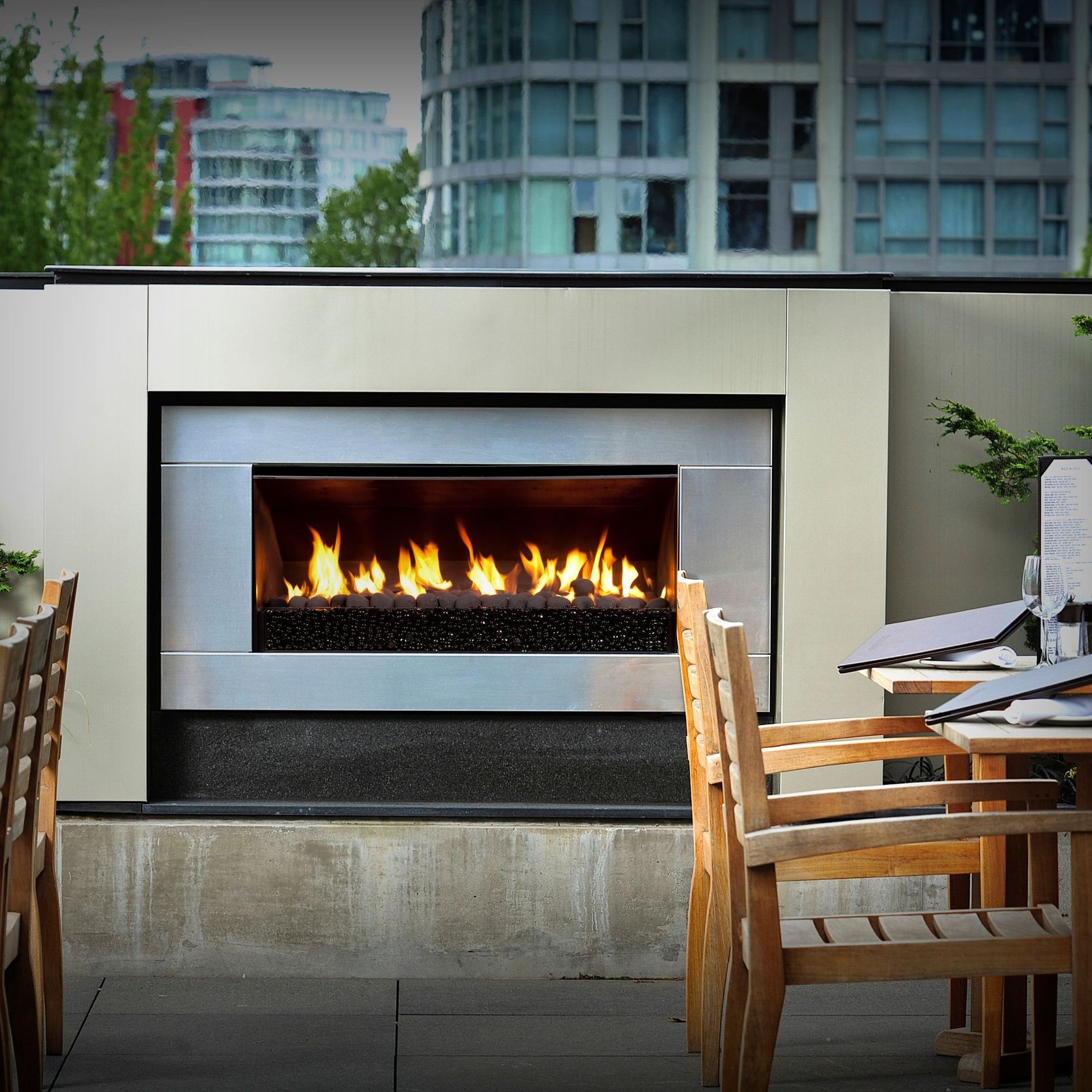 Escea EF5000 Outdoor Gas Fireplace gallery detail image