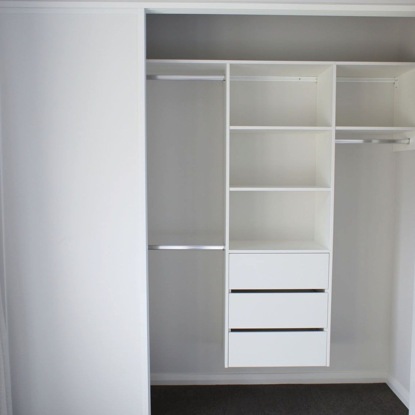 EVERYDAY range - Walk-in Wardrobe gallery detail image