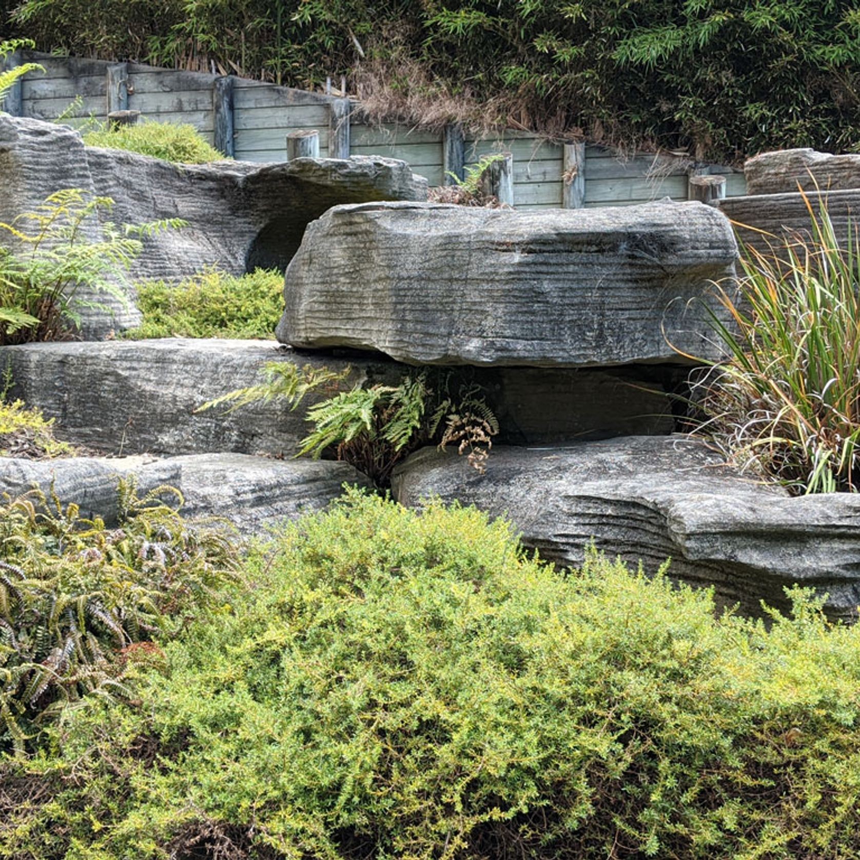 Paradise Stone Slabs and Feature Rocks gallery detail image