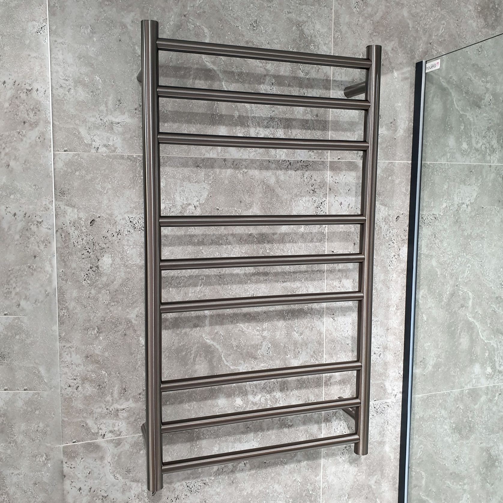 12-Volt Round Heated Towel Ladders gallery detail image