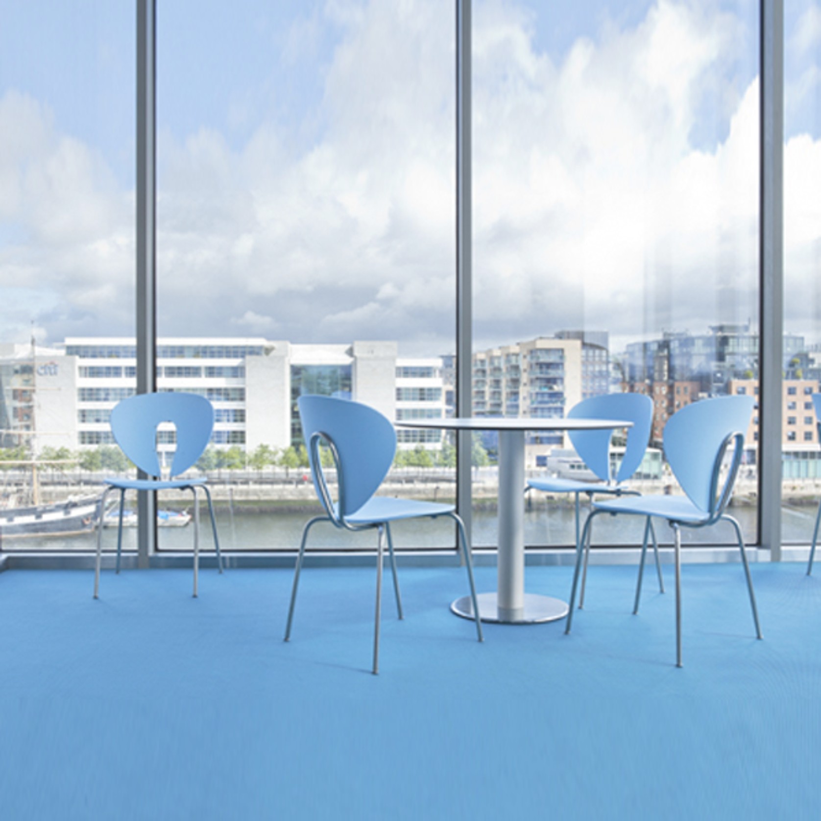 Globus Chair by Stua gallery detail image