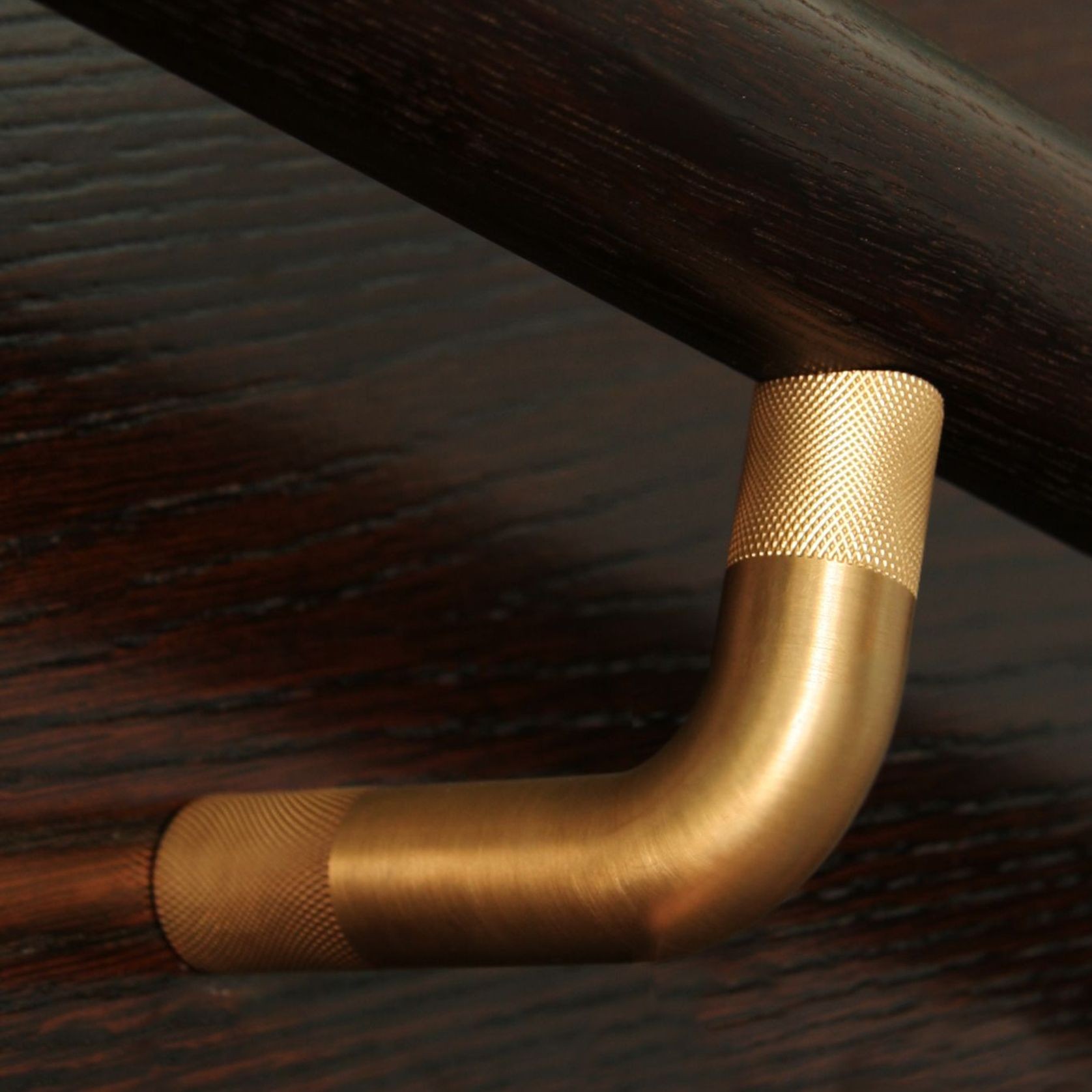 HB580 Knurled Solid Bronze Stair Rail Bracket for Handrails gallery detail image