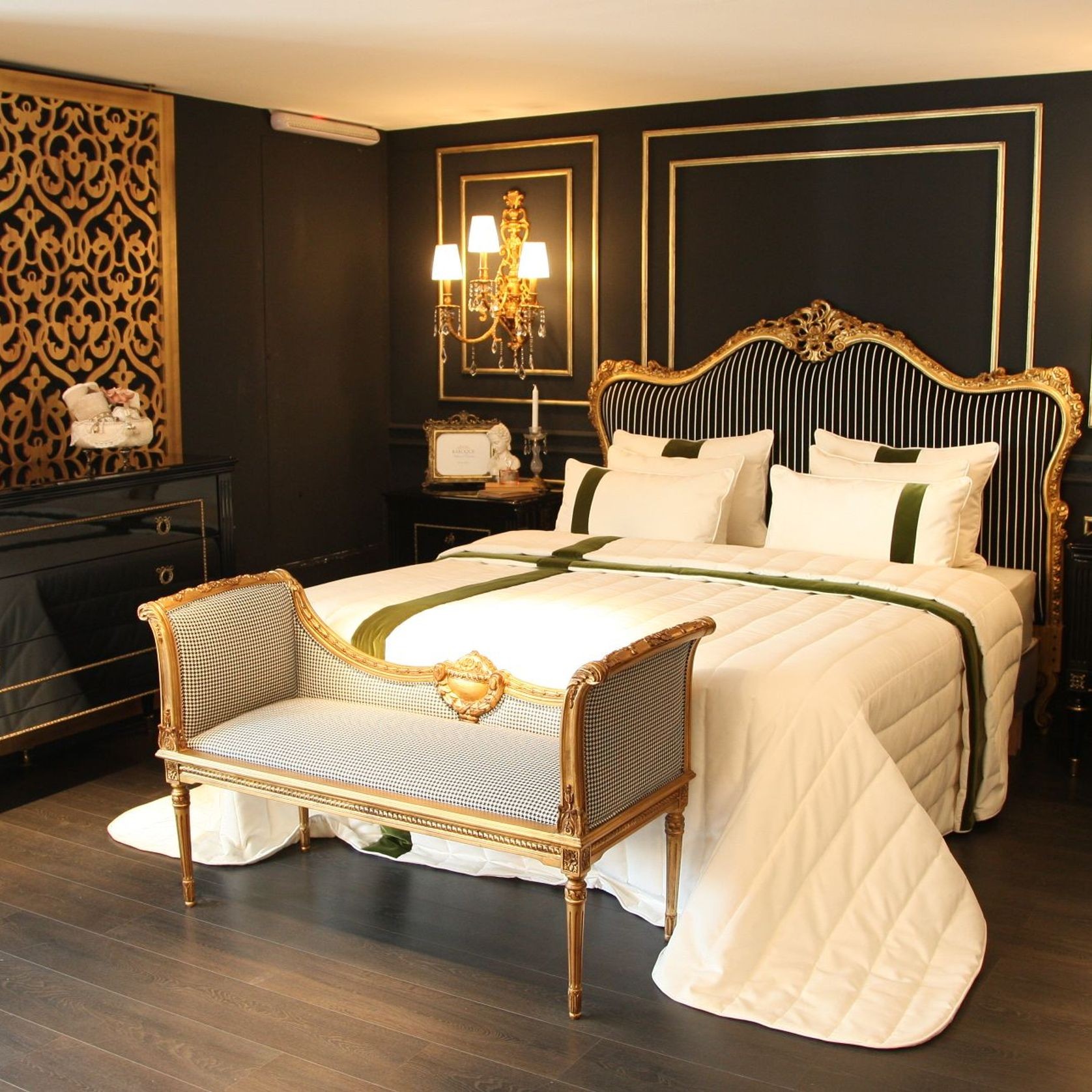 Julyet Bed gallery detail image