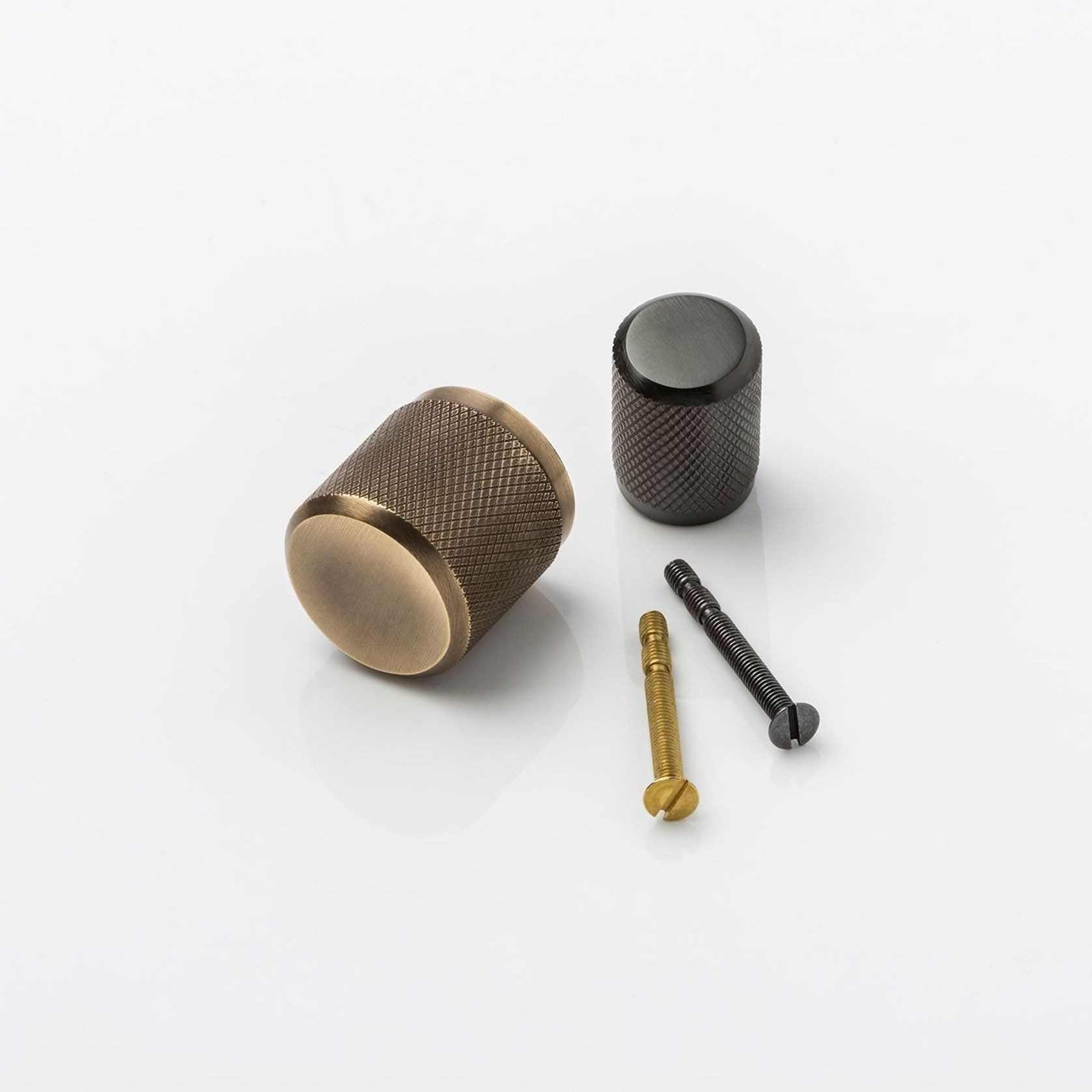 Joseph Giles Knurled Hardware Collection gallery detail image