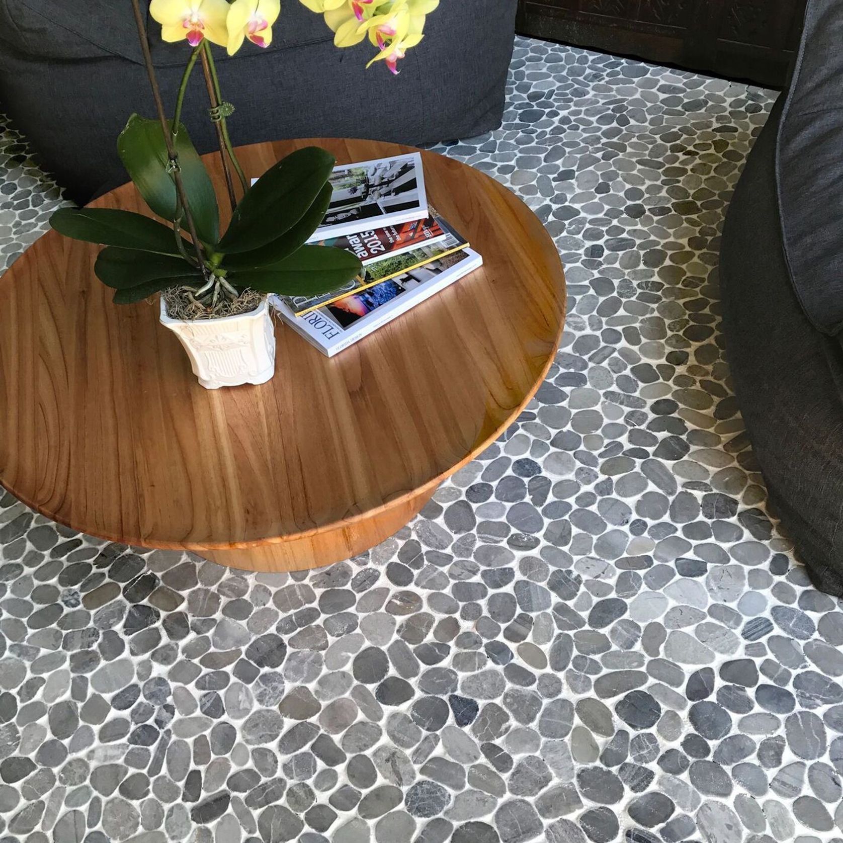 Level Pebble Tile gallery detail image