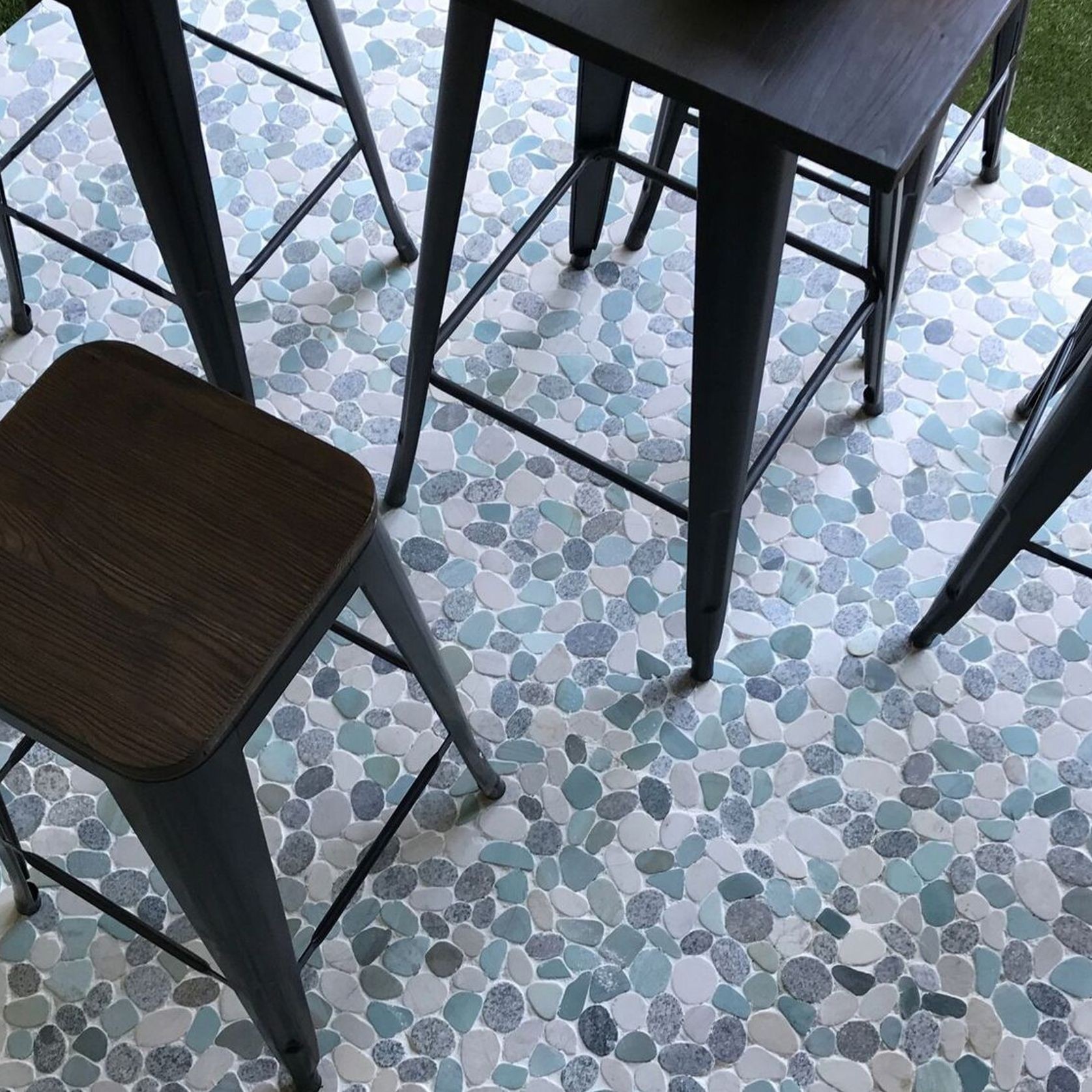 Level Pebble Tile gallery detail image