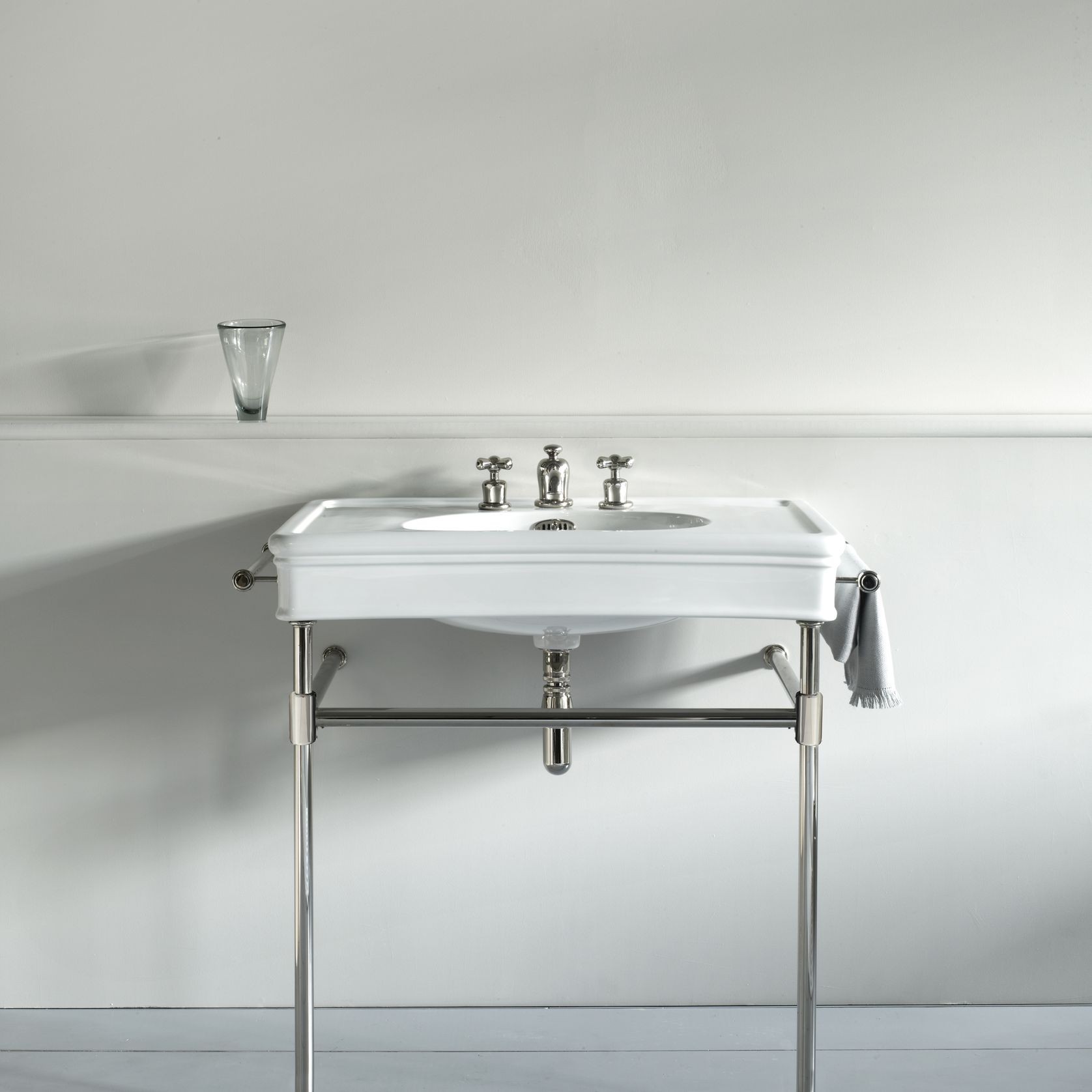 Lonsdale 860mm Basin on Metal Basin Stand gallery detail image