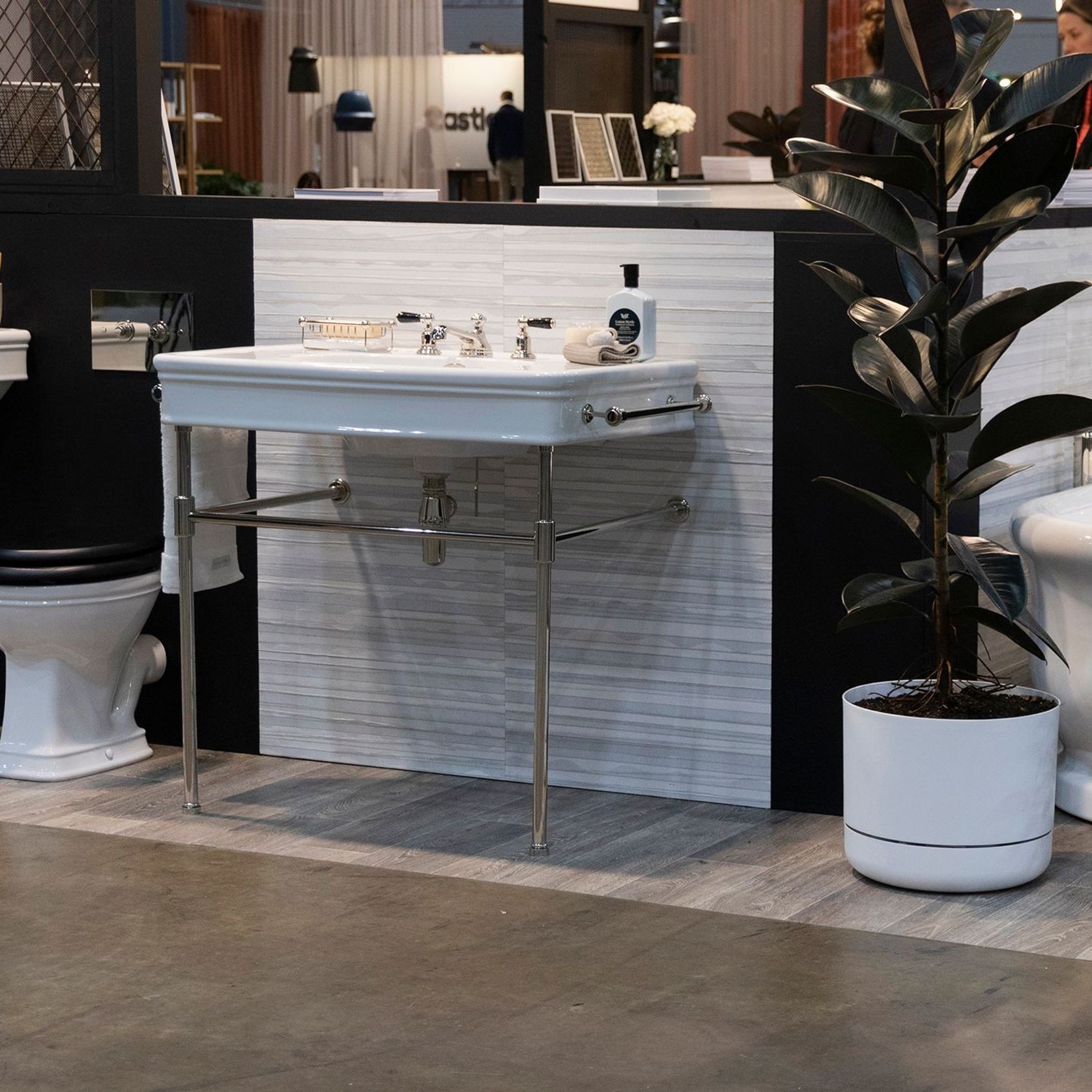Lonsdale 860 basin gallery detail image