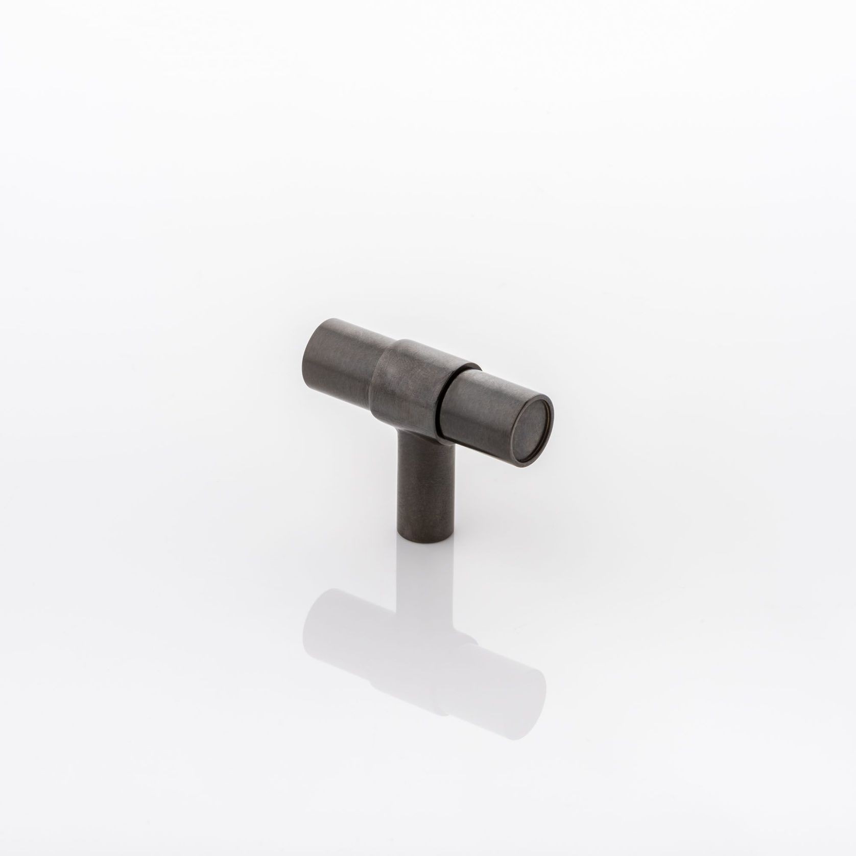 Joseph Giles Montgomery Solid Brass T-Bar Handle gallery detail image