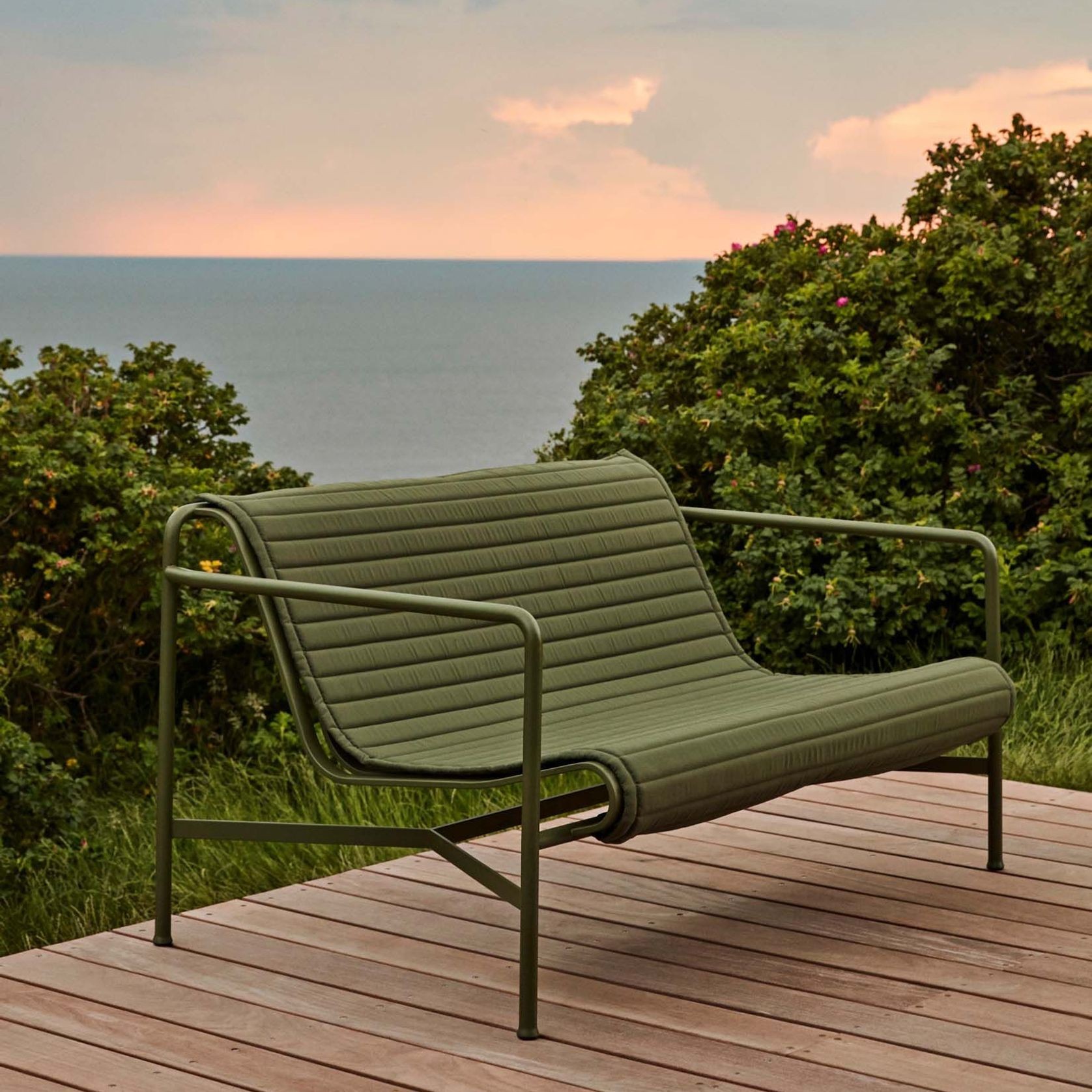 Palissade Lounge Sofa by HAY gallery detail image