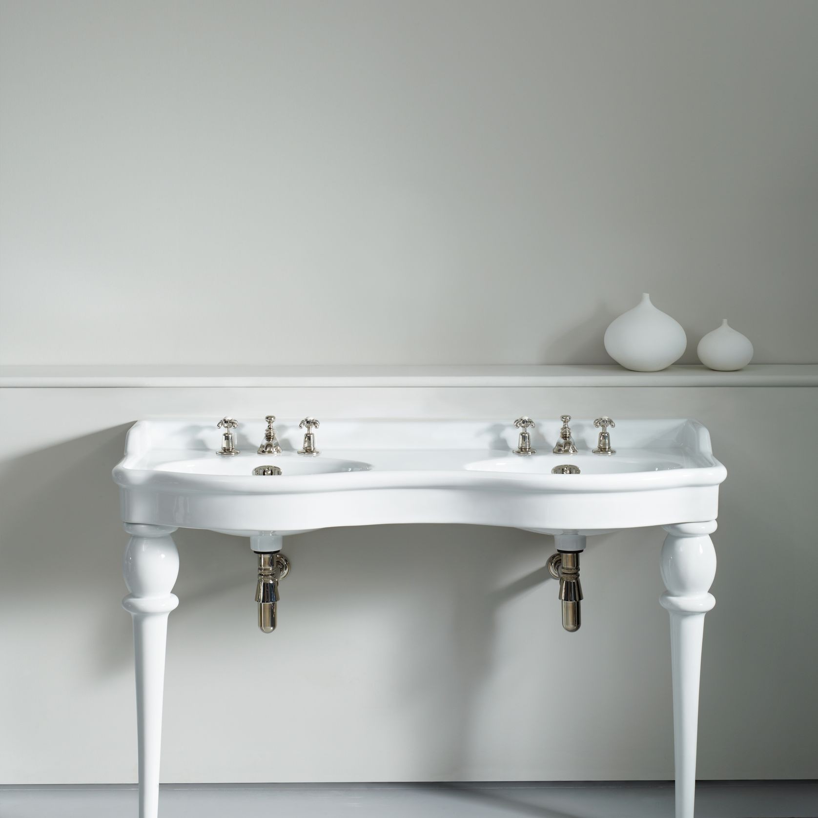 Paris Double Basin gallery detail image
