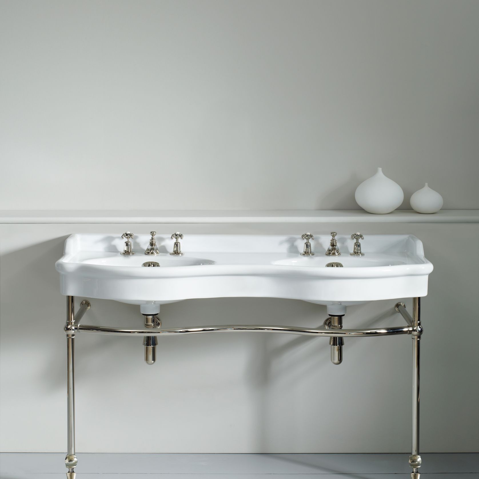 Paris Double Basin gallery detail image