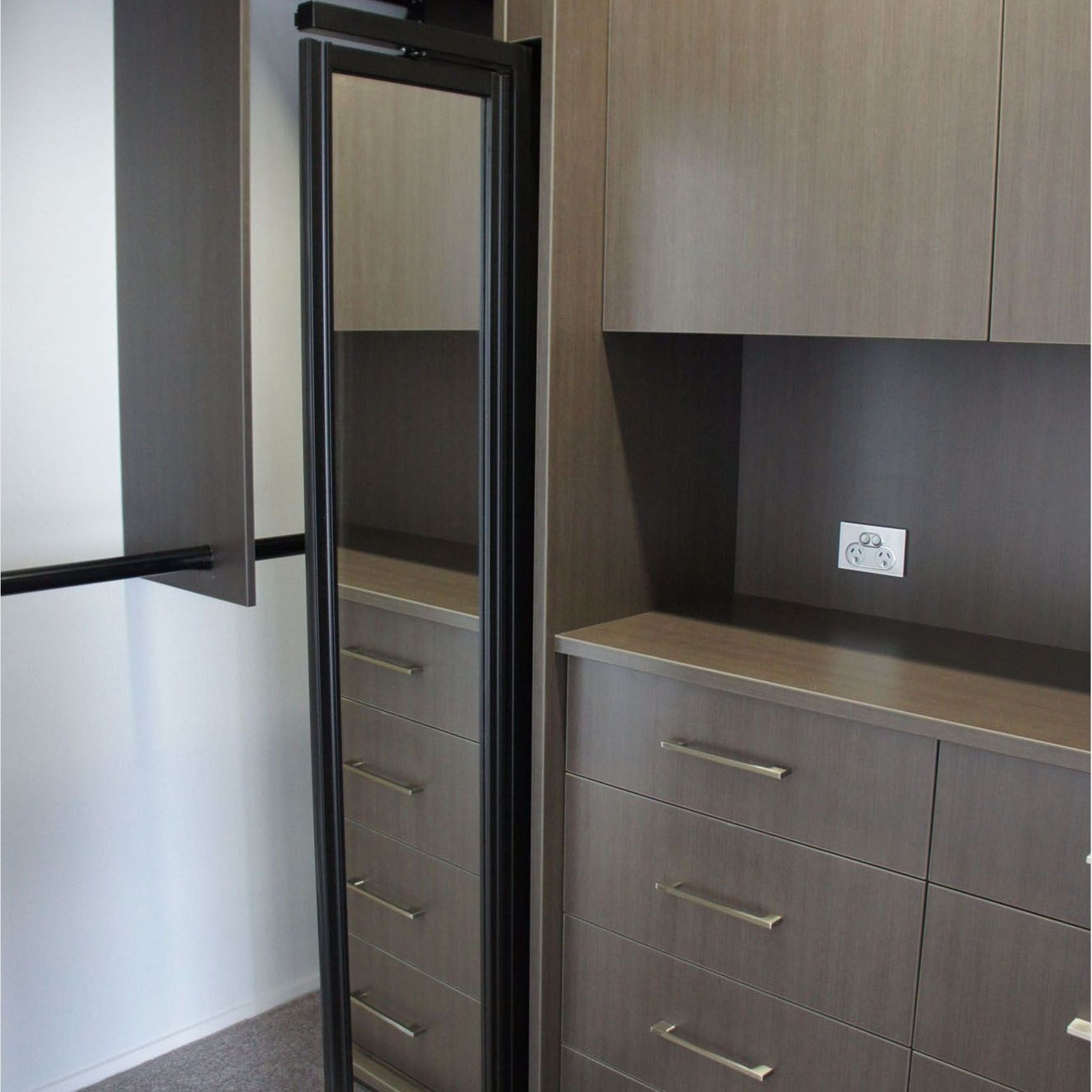 ACCESSORIES Rotating full length mirror gallery detail image