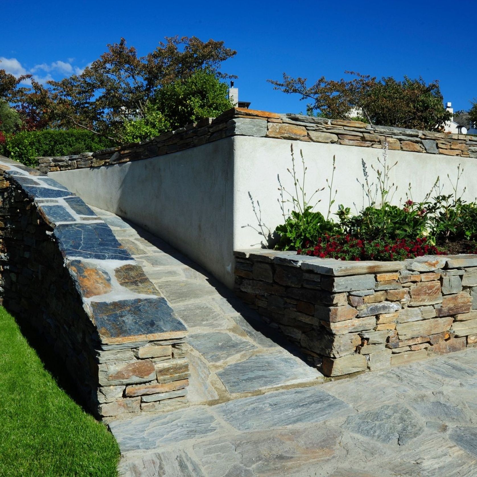 Retaining Wall Rock gallery detail image