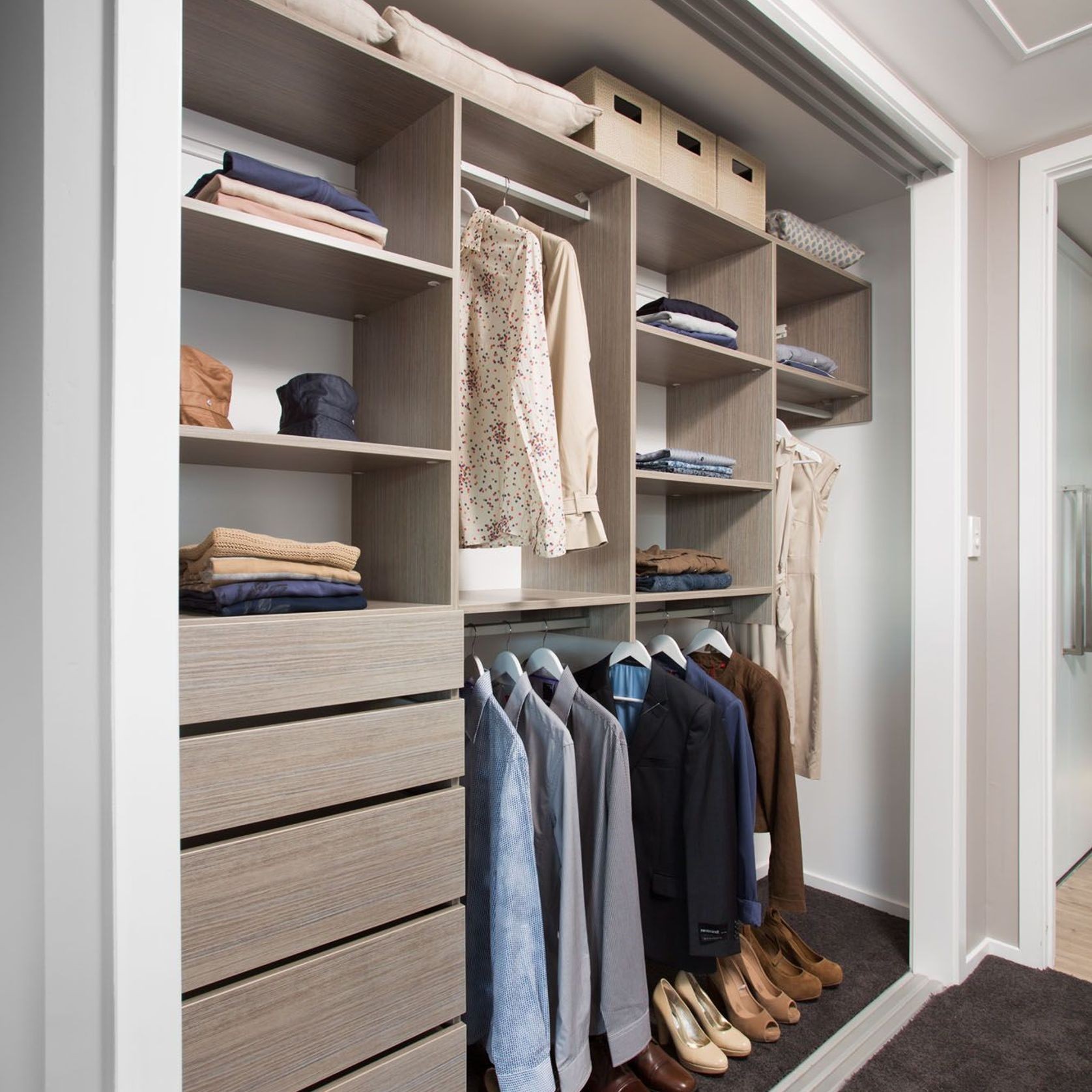 Custom Reach In Wardrobe gallery detail image