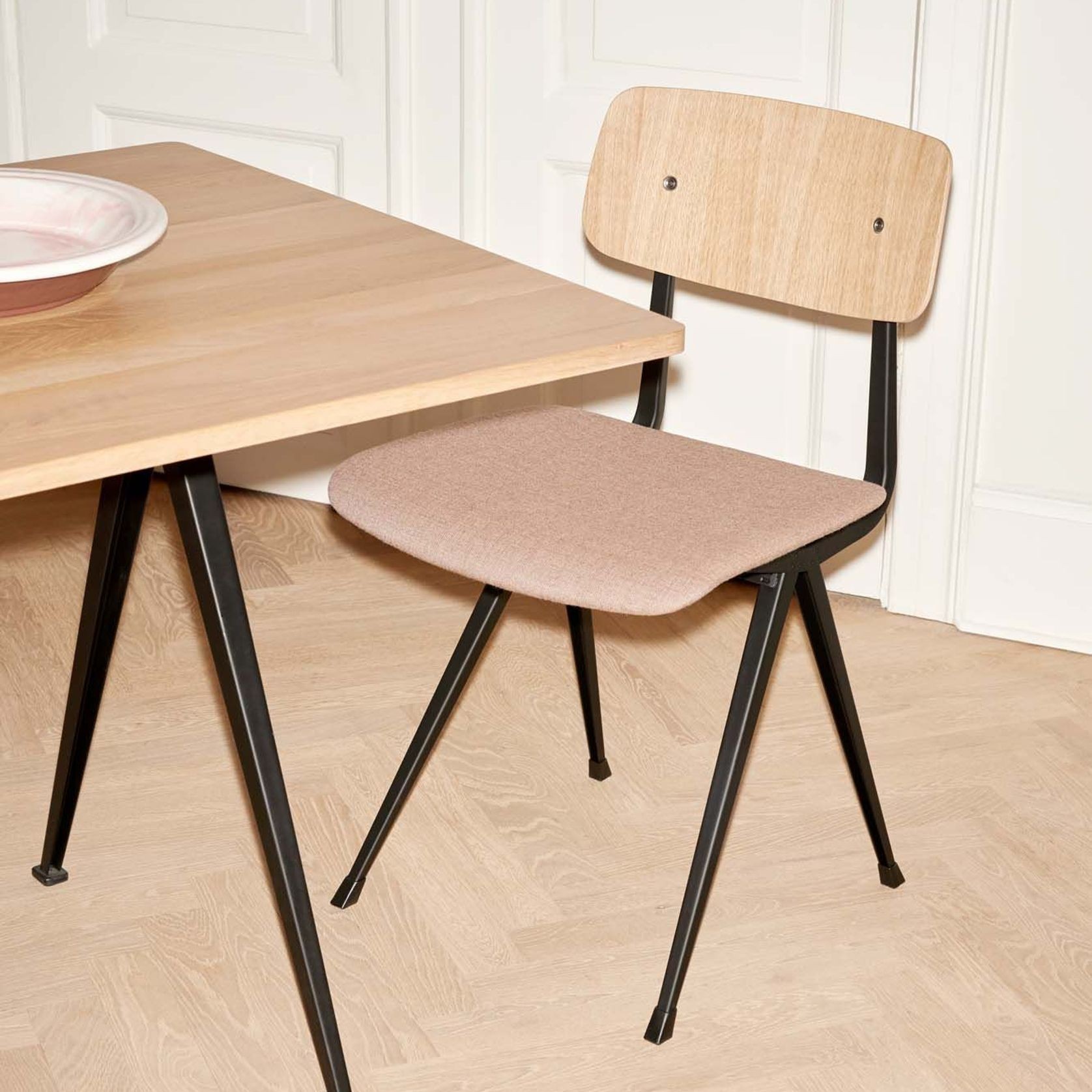 Result Chair by HAY gallery detail image